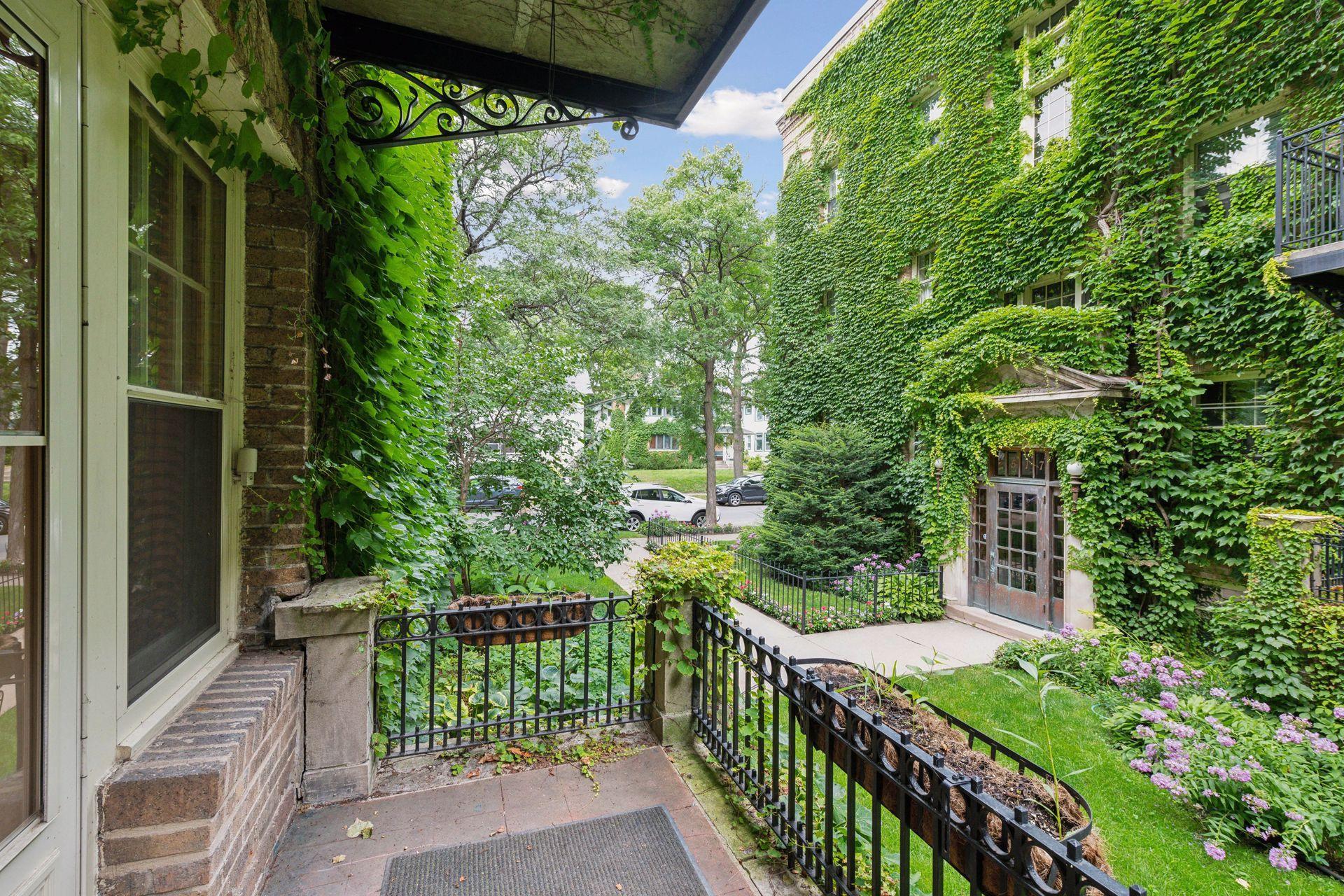 2519 Humboldt Avenue S Unit: 105