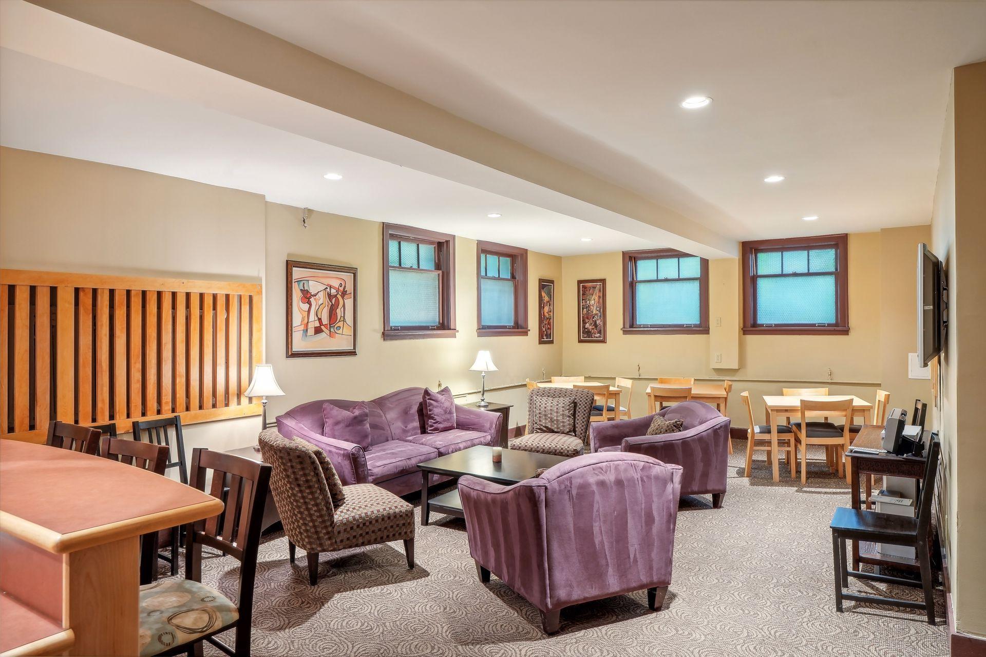 2519 Humboldt Avenue S Unit: 105