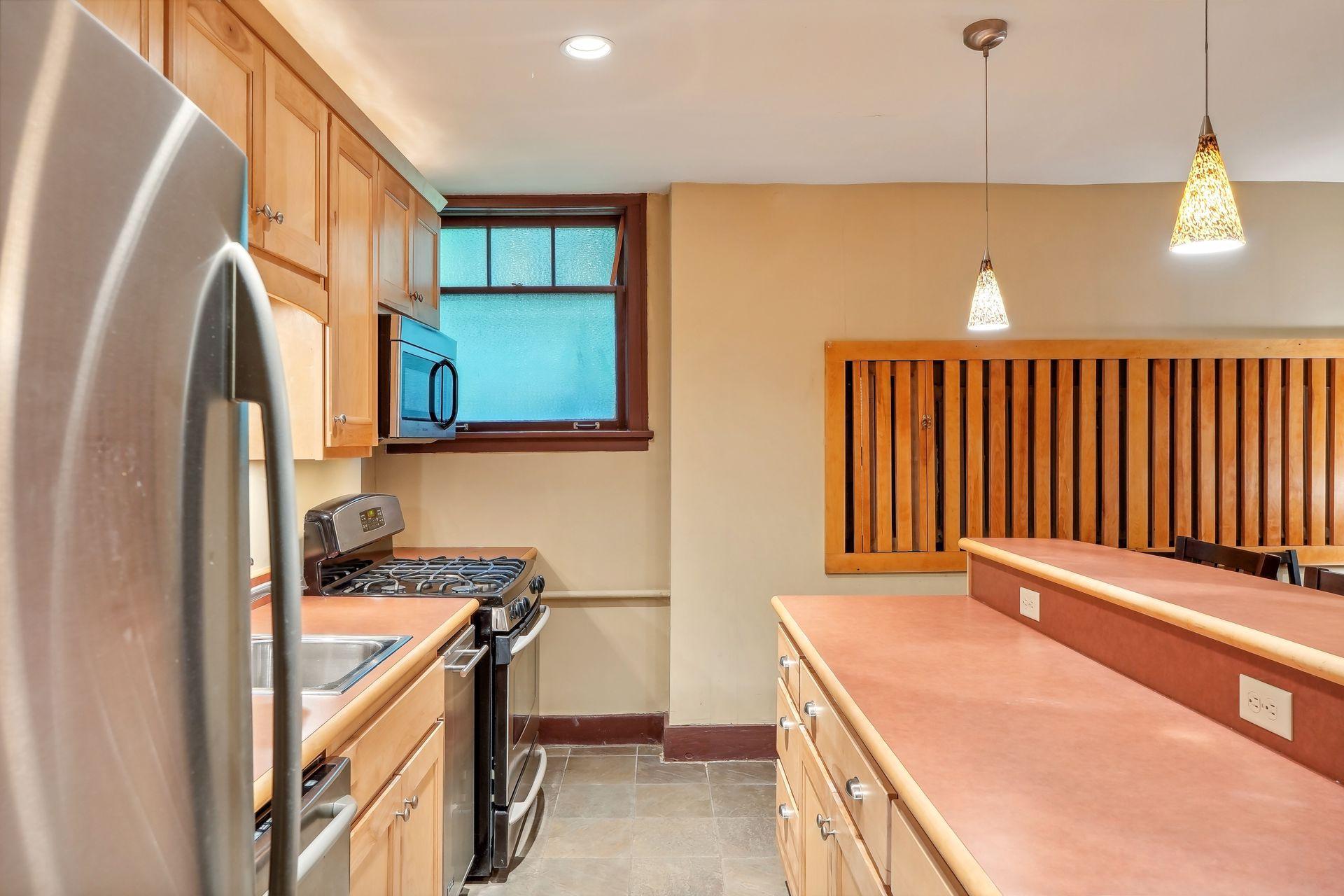 2519 Humboldt Avenue S Unit: 105