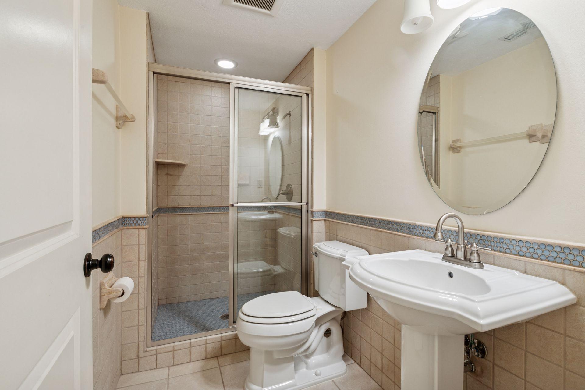 6401 Willow Wood Road