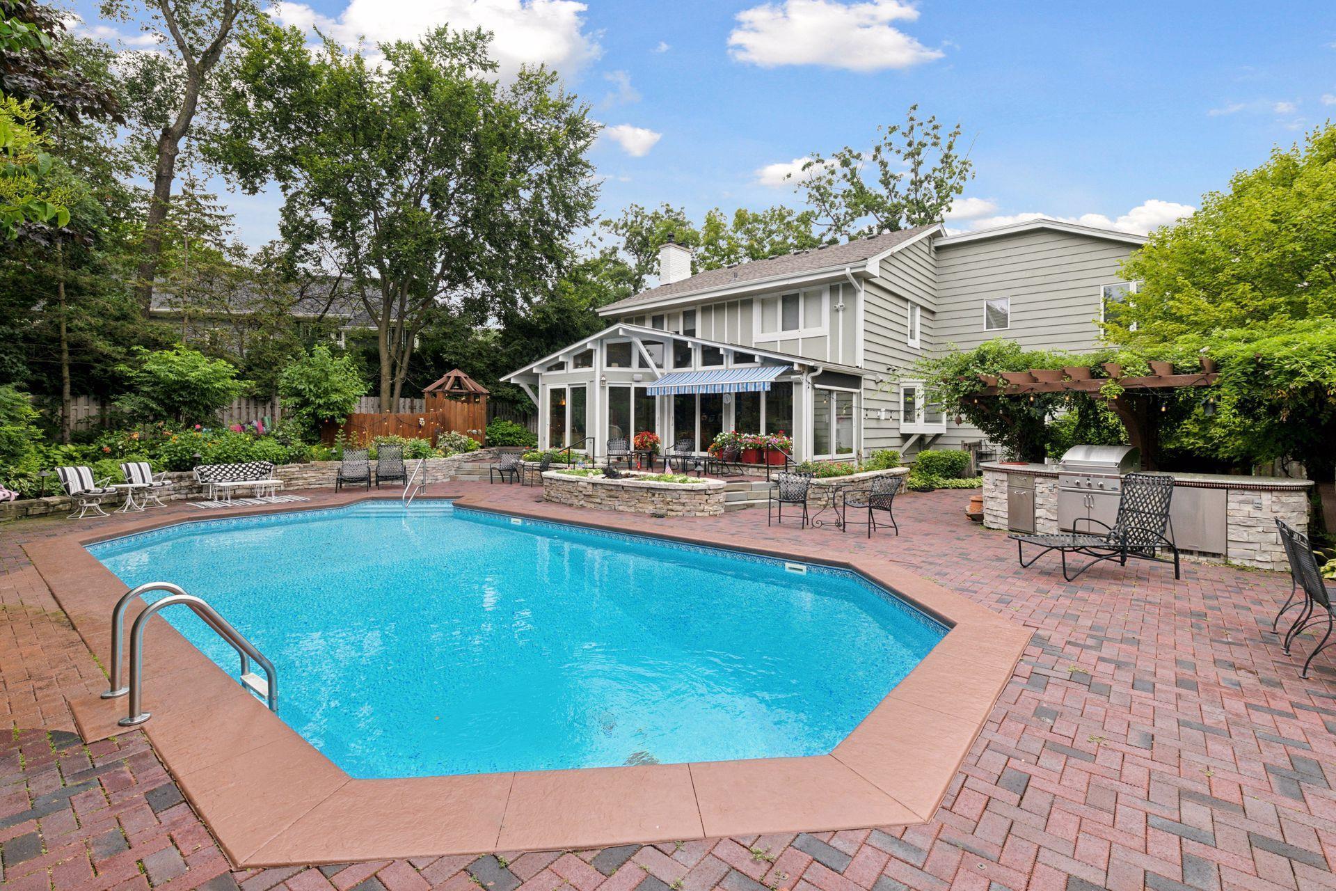 6401 Willow Wood Road