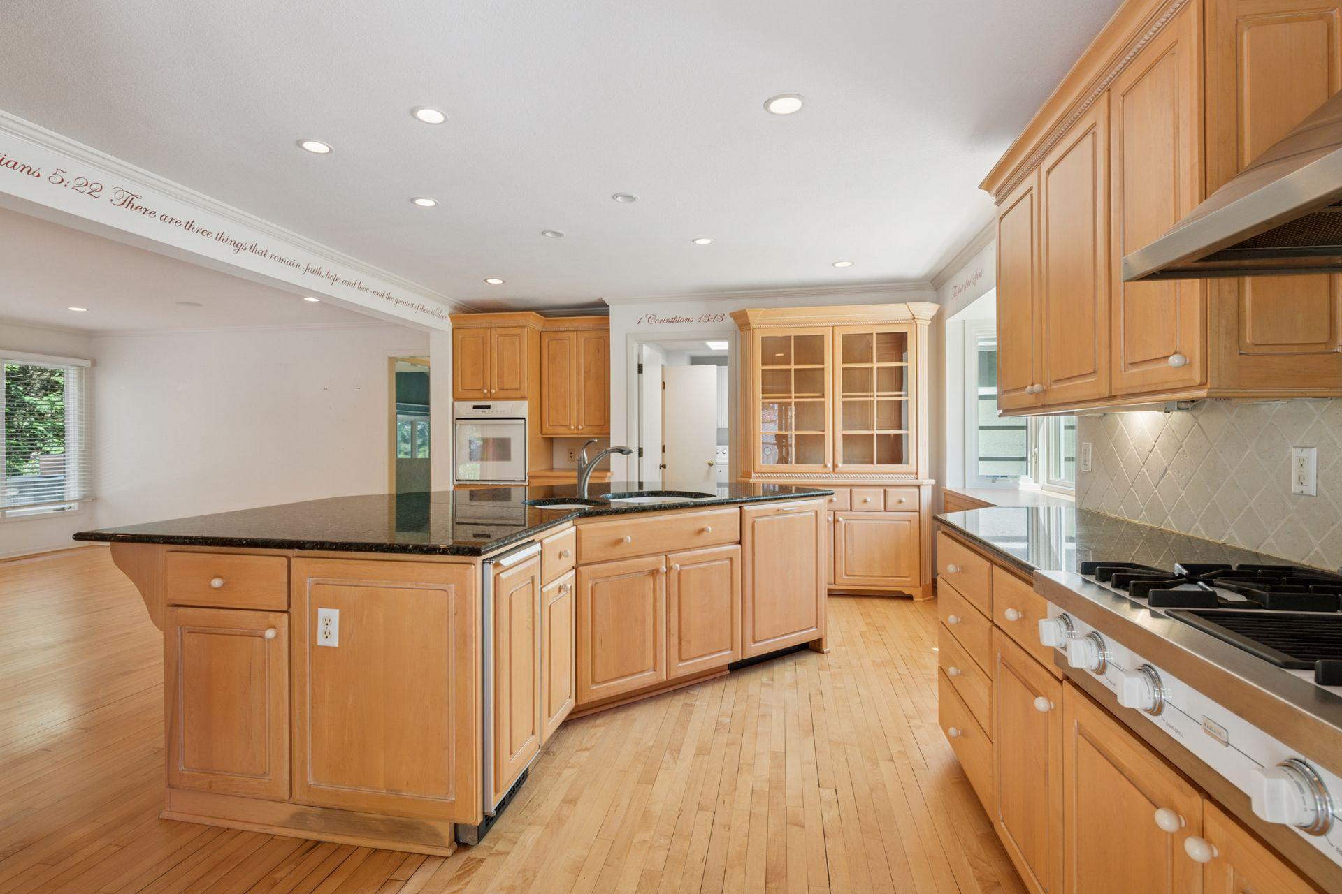 6401 Willow Wood Road