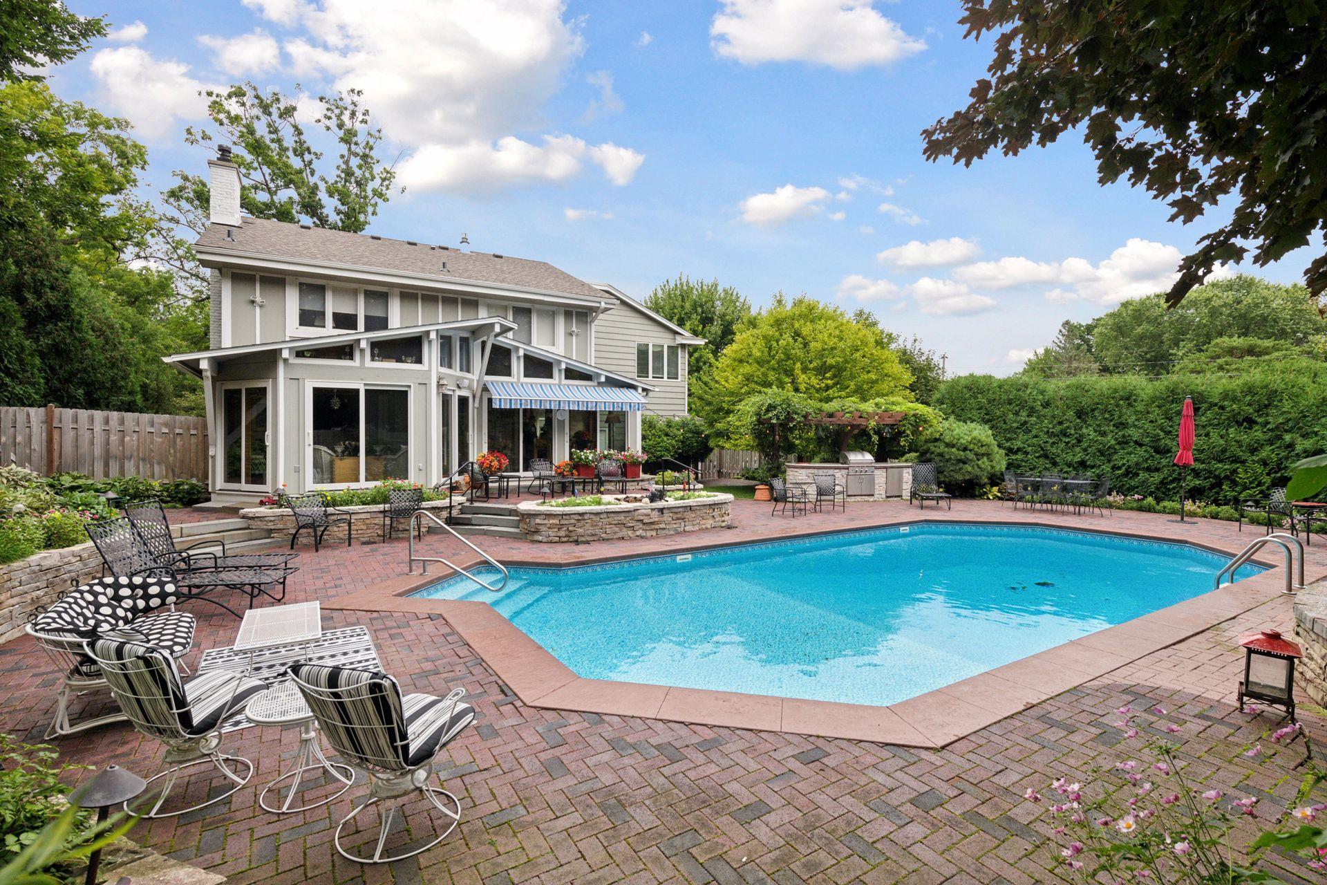 6401 Willow Wood Road