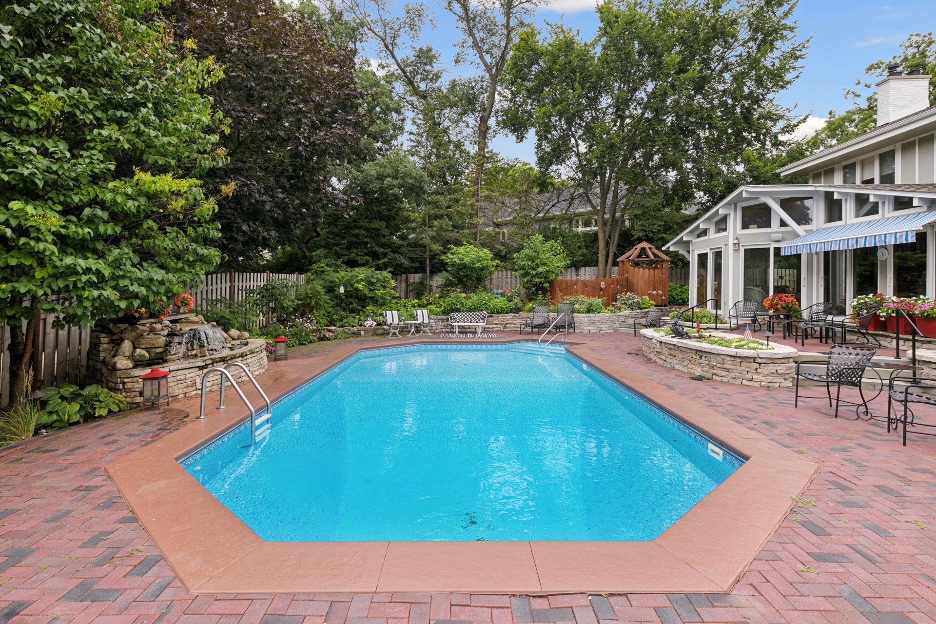 6401 Willow Wood Road