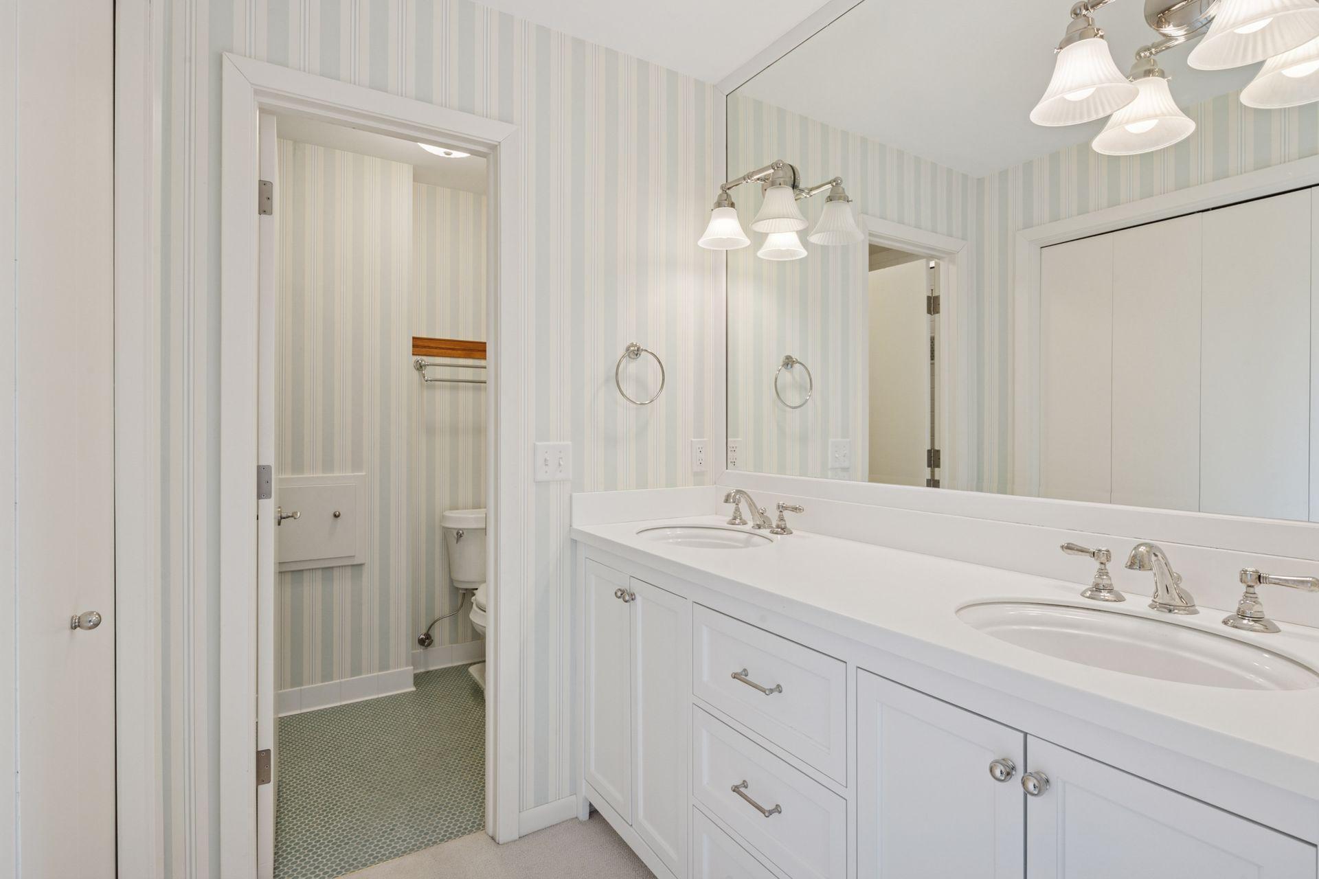 6401 Willow Wood Road