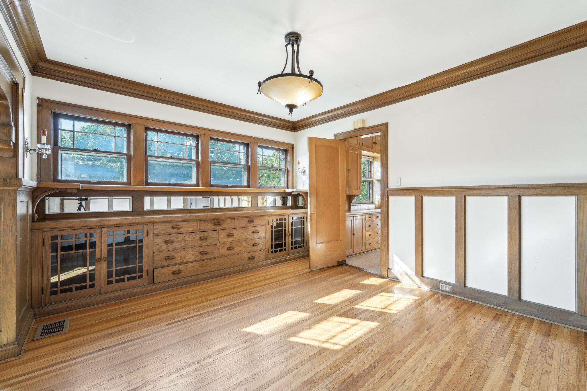 4952 Aldrich Avenue S