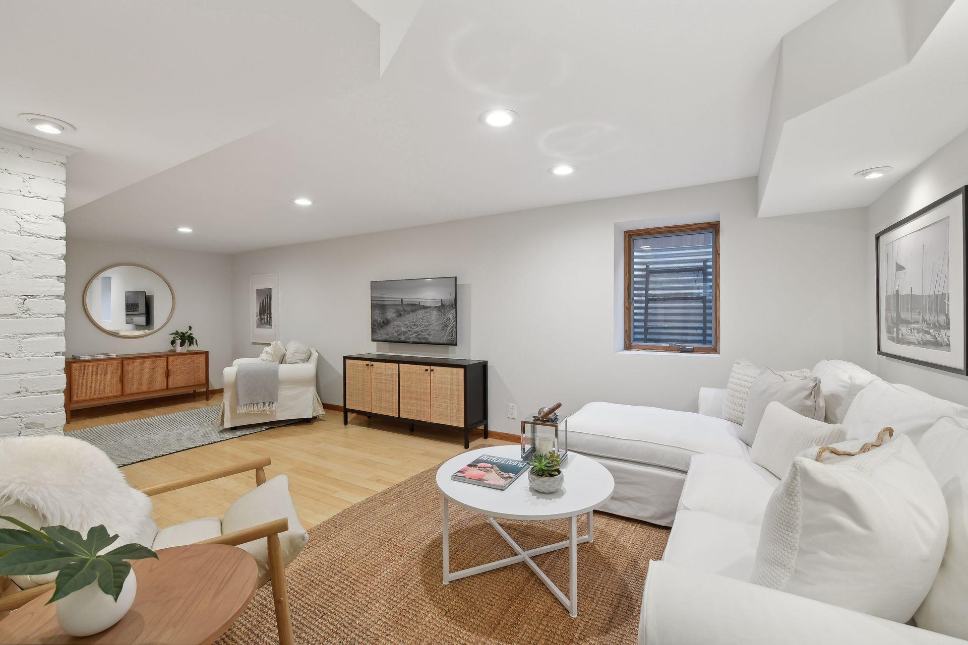 4920 Zenith Avenue S