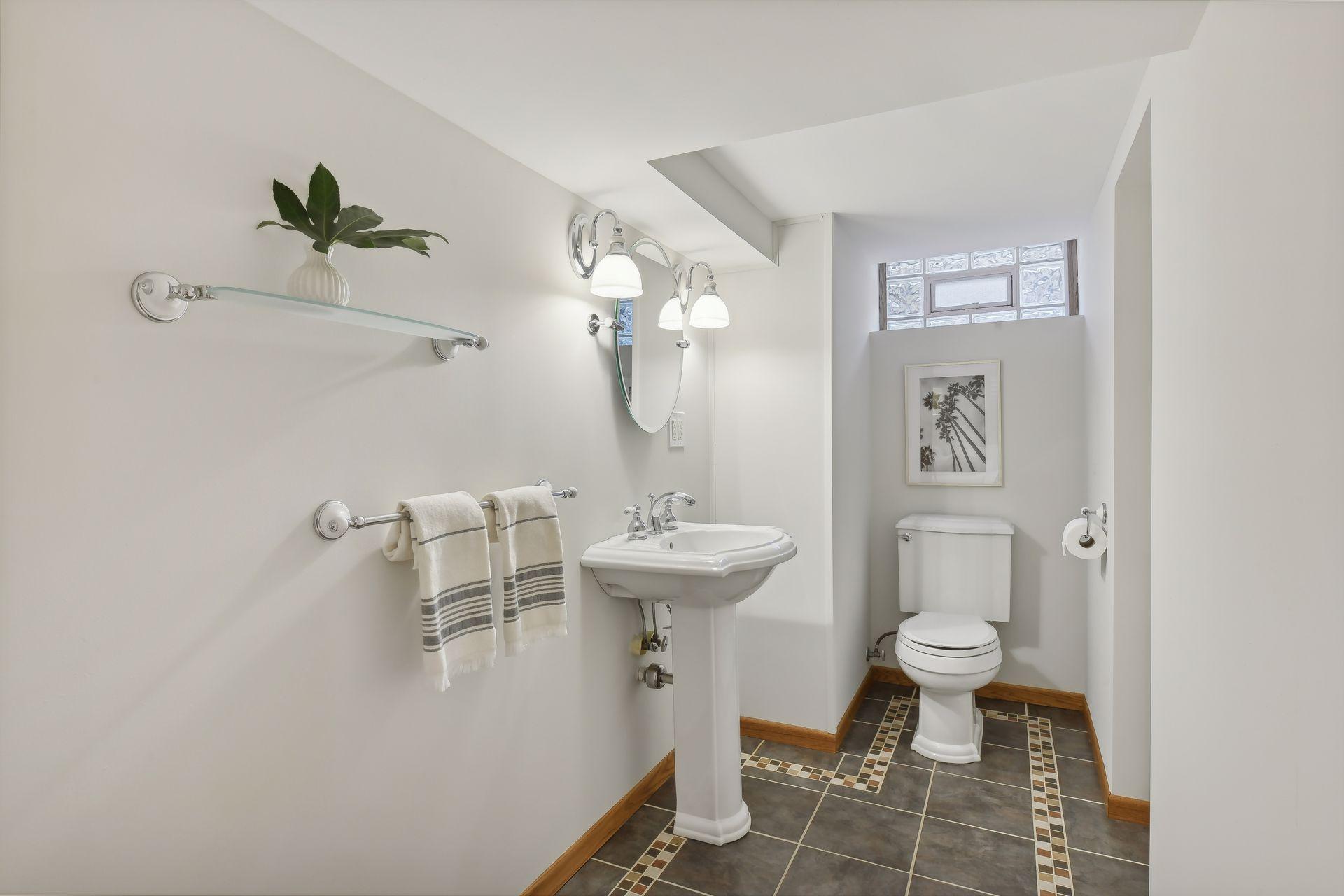 4920 Zenith Avenue S