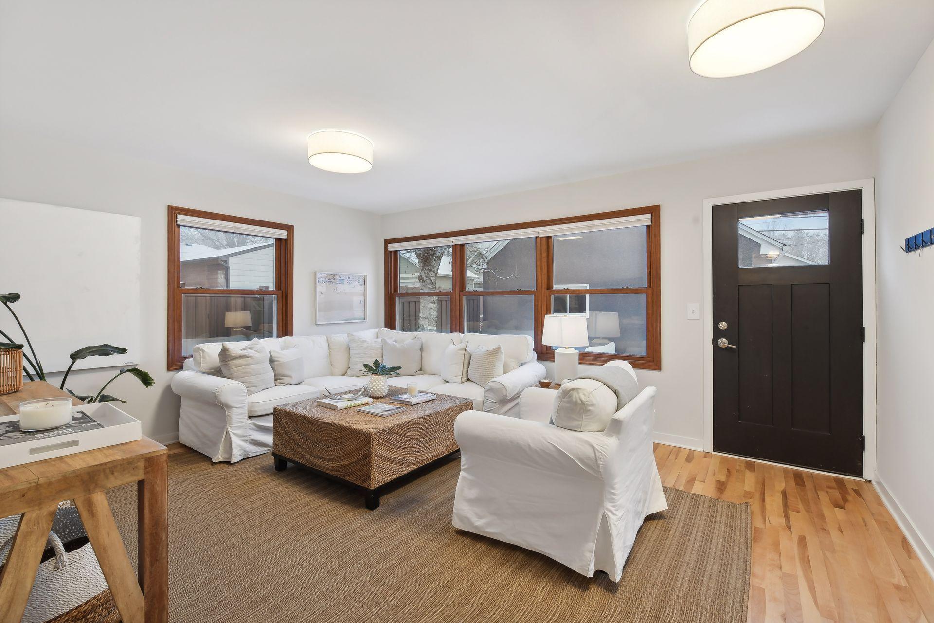 4920 Zenith Avenue S