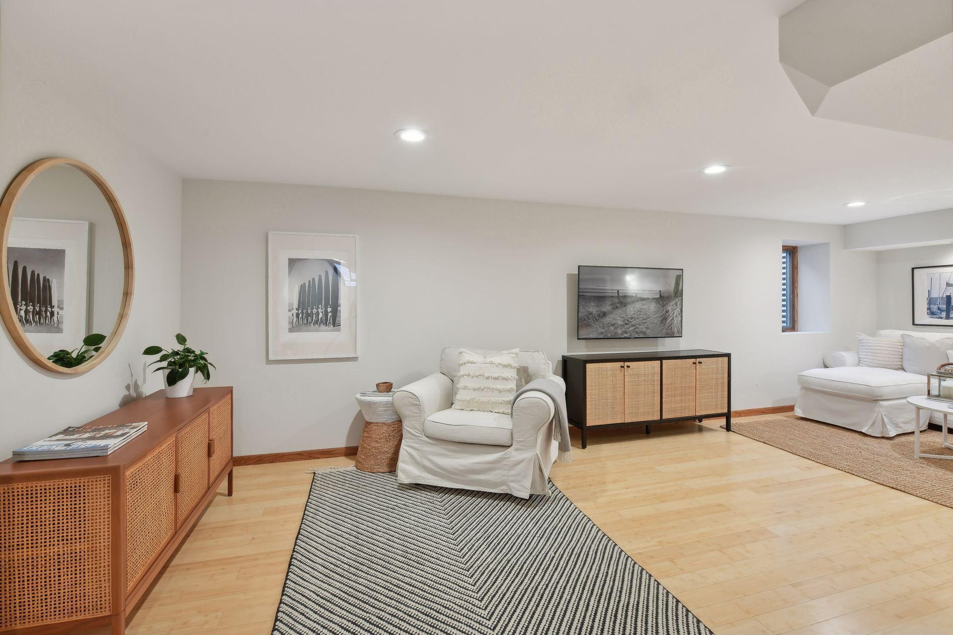 4920 Zenith Avenue S