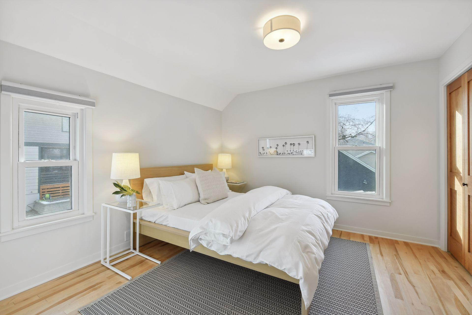 4920 Zenith Avenue S