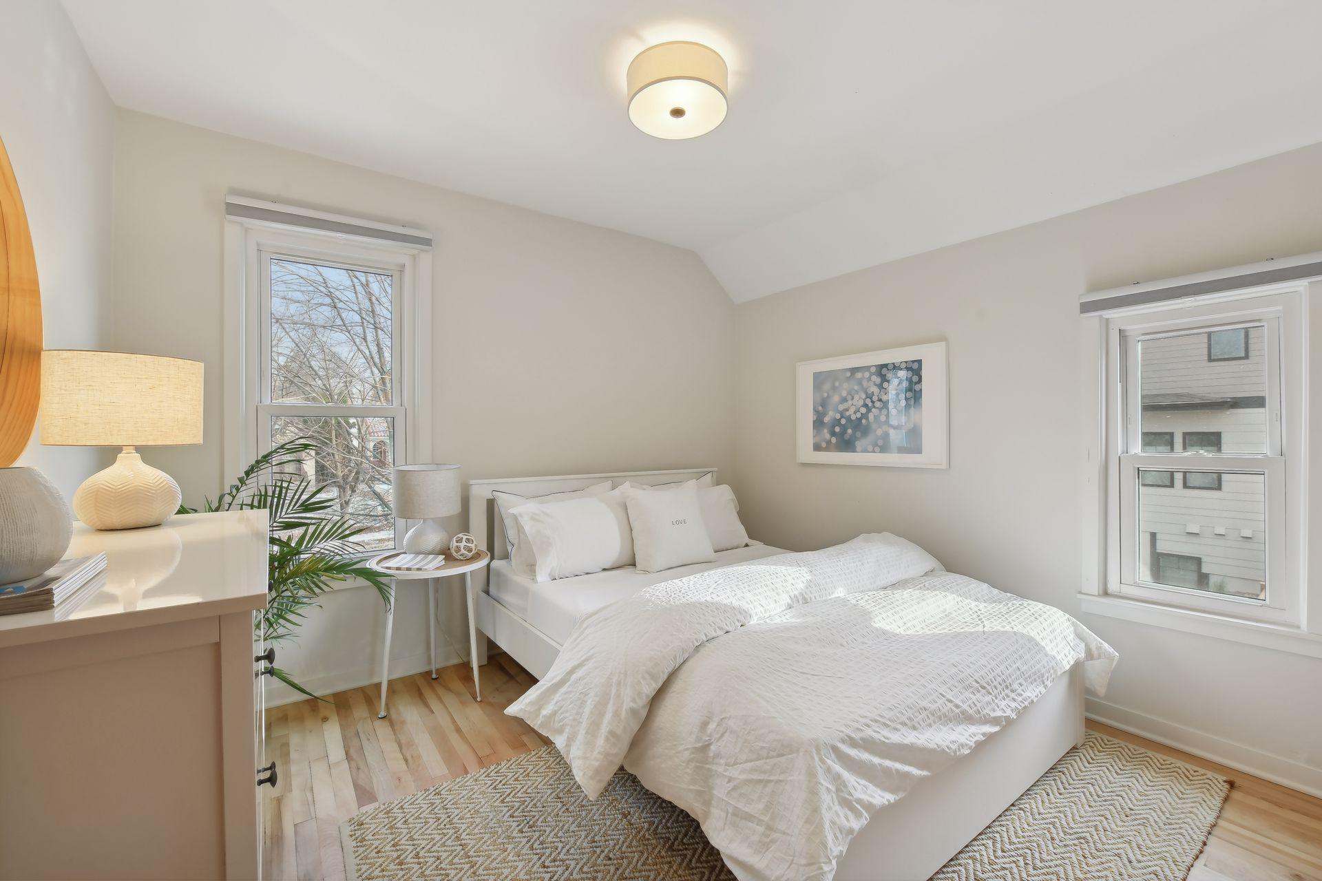 4920 Zenith Avenue S