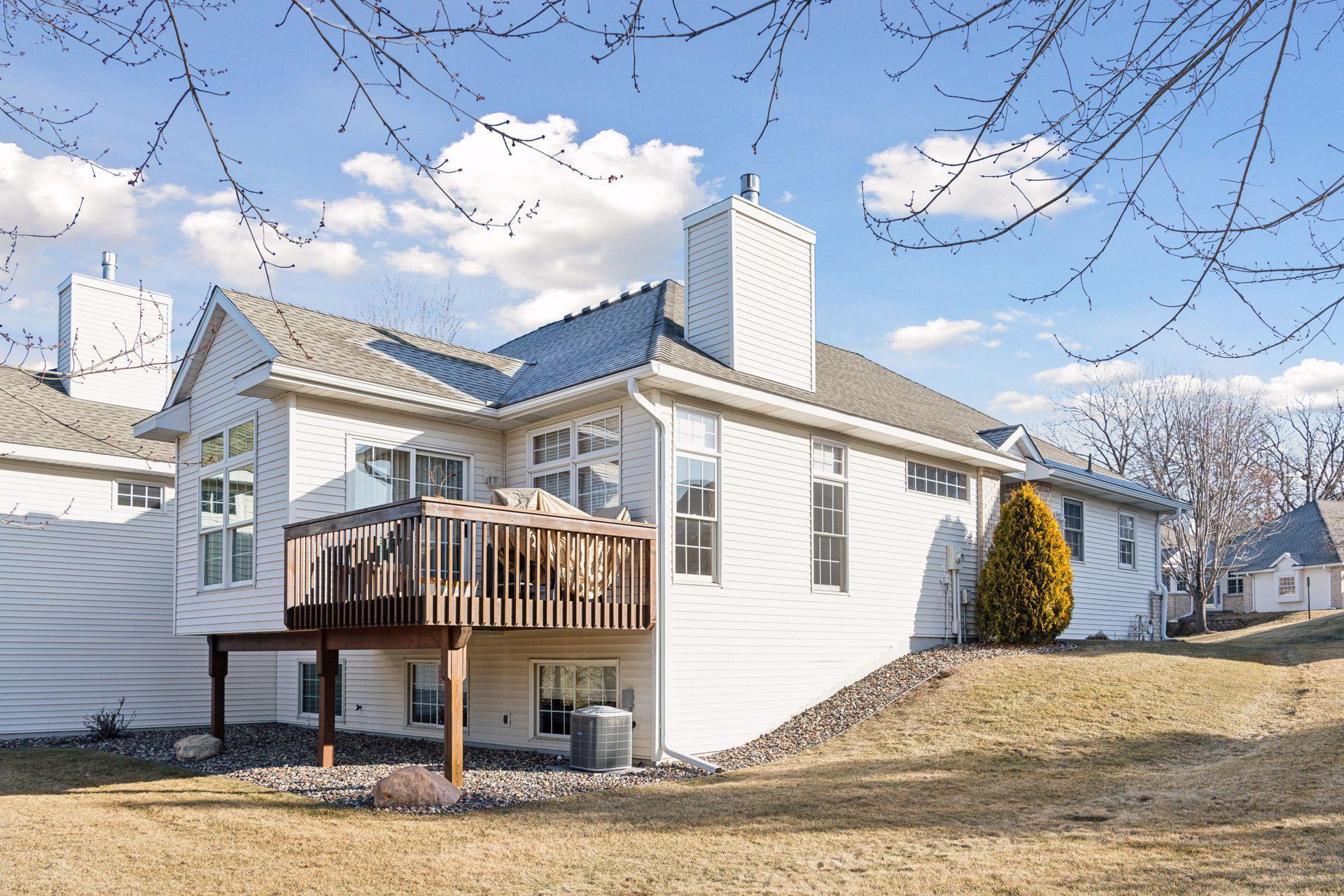 16323 Crystal Hills Drive