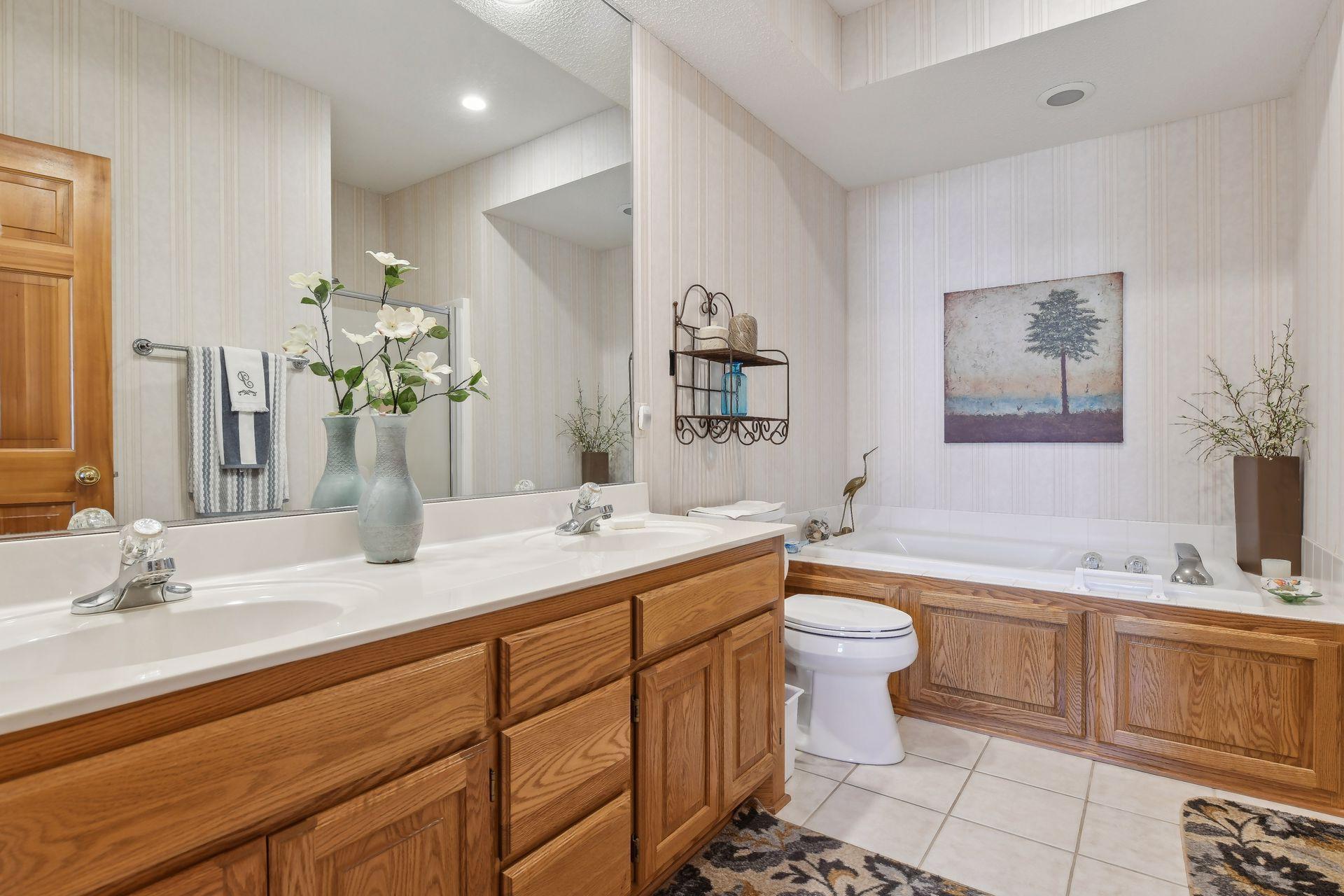 16323 Crystal Hills Drive