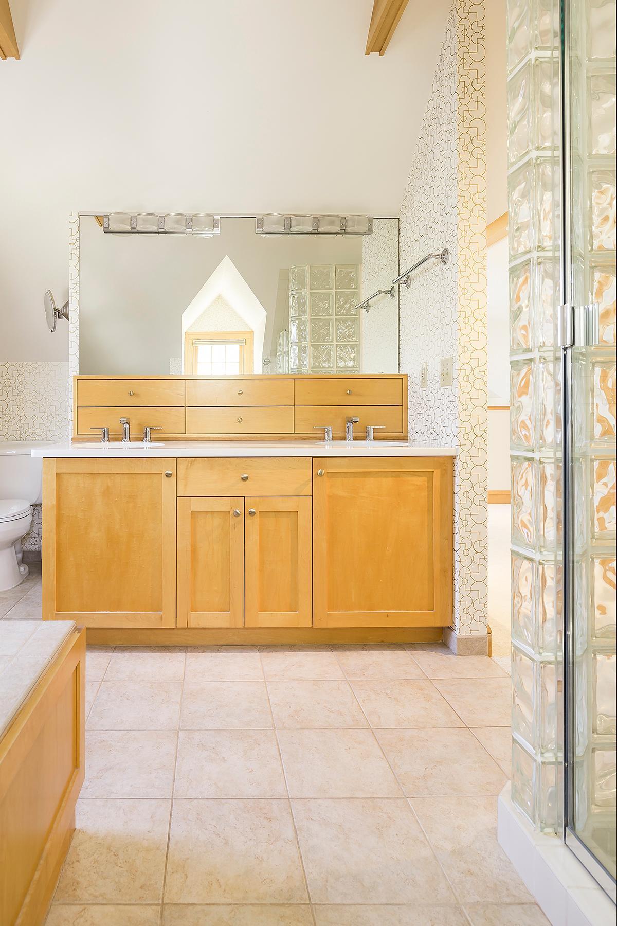 1118 W 53rd Street