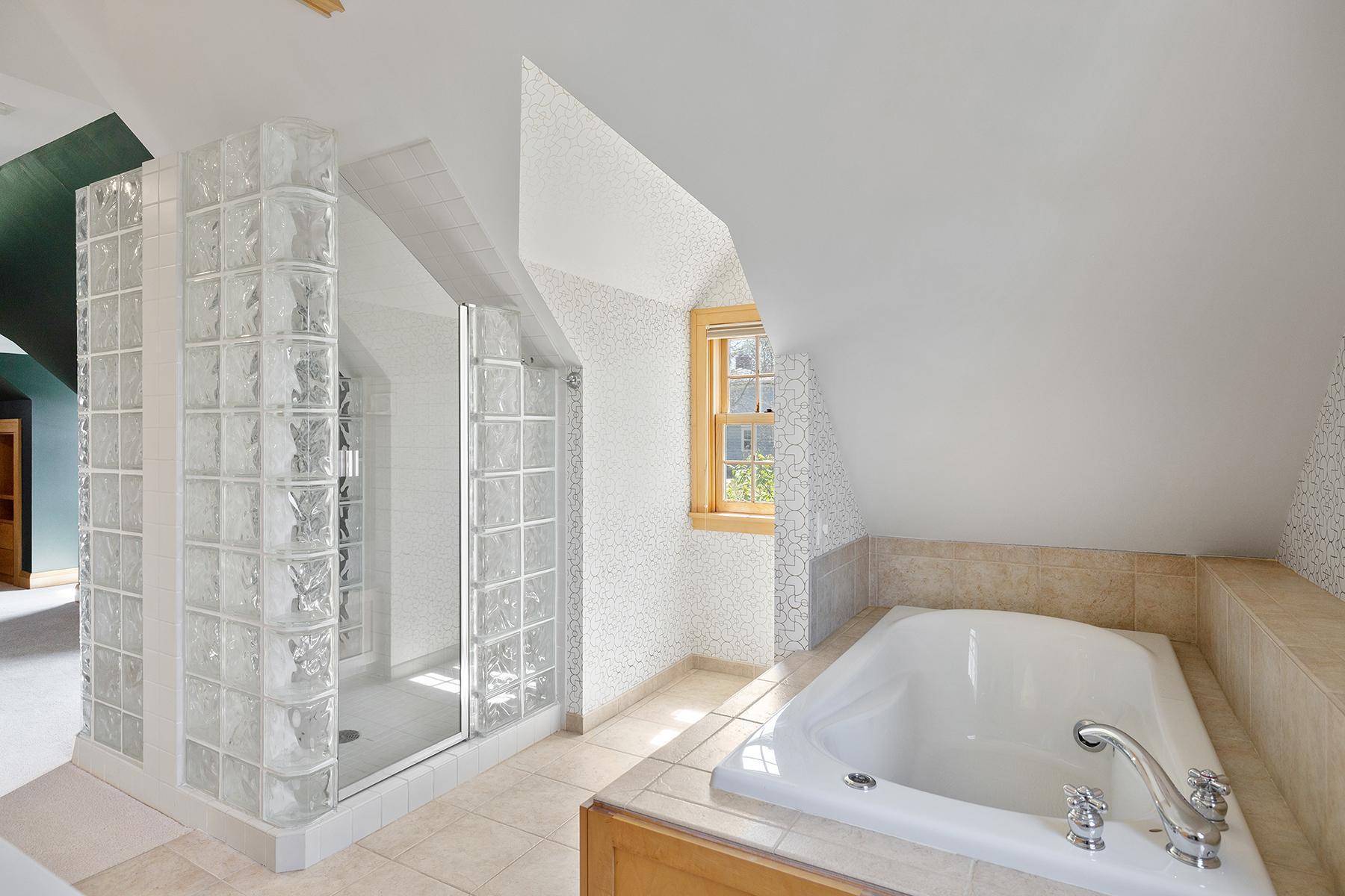 1118 W 53rd Street