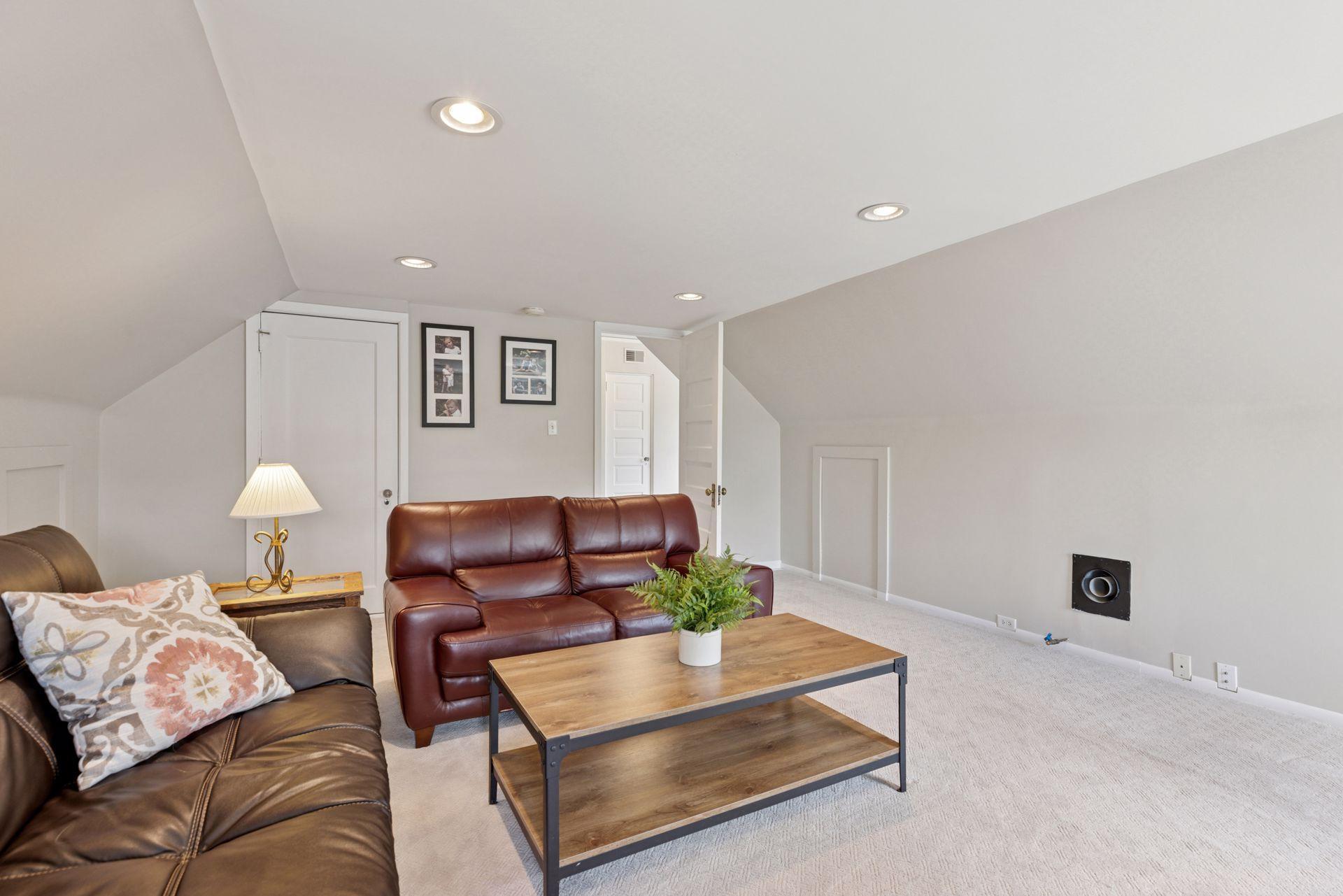 4201 Dupont Avenue S