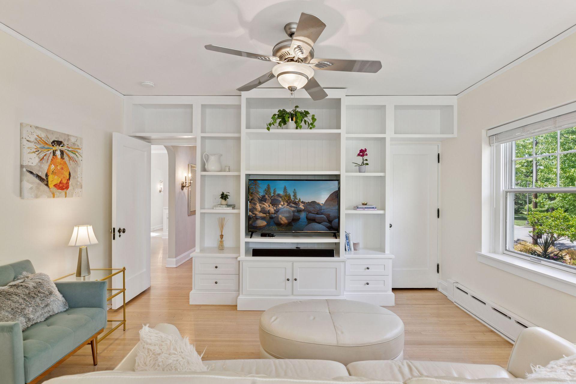 4201 Dupont Avenue S