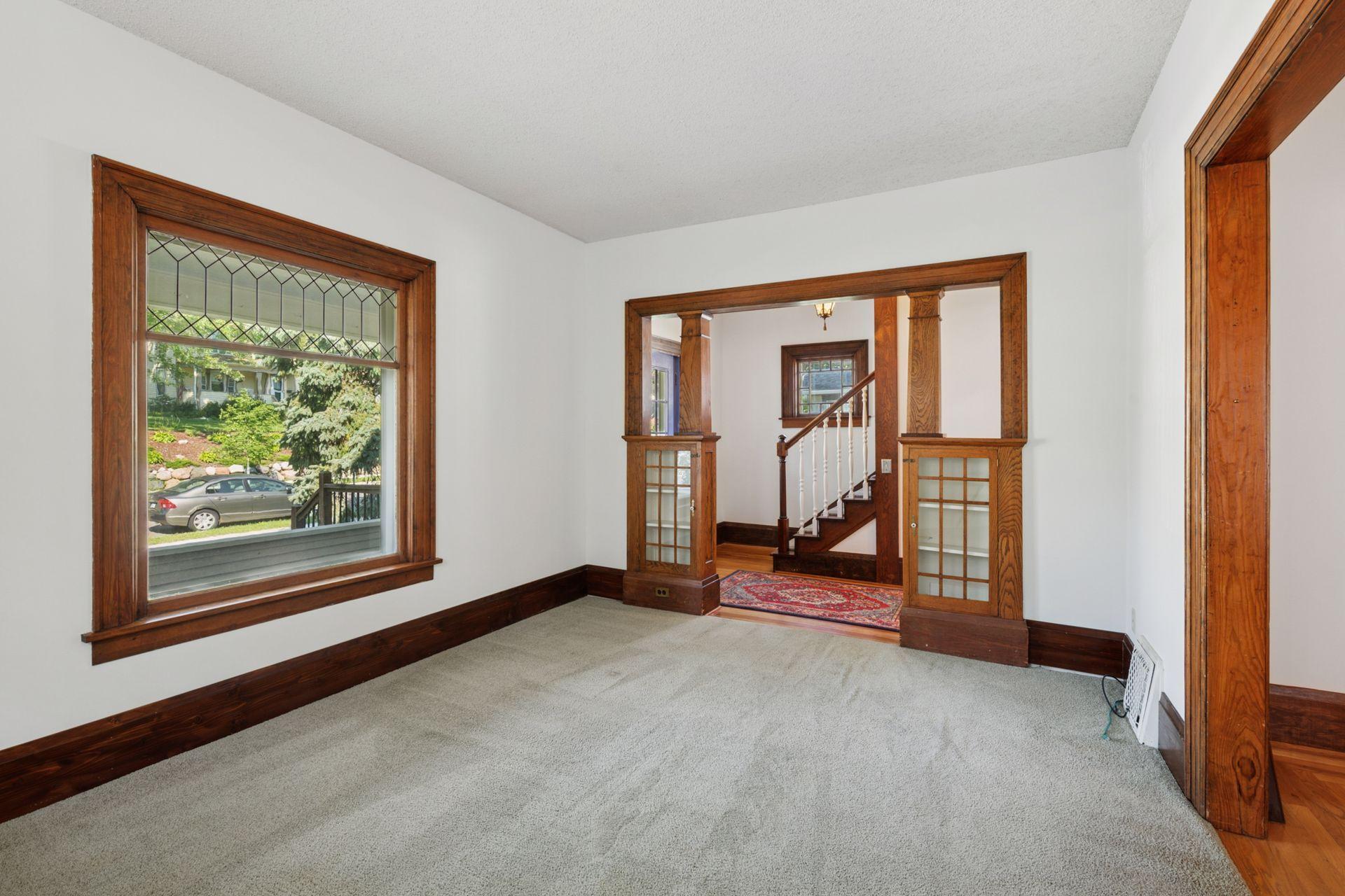 17 15th Avenue N
