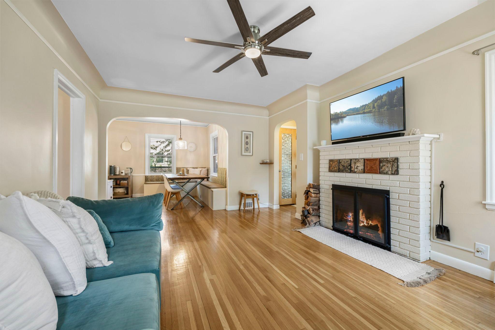 20 18th Avenue S