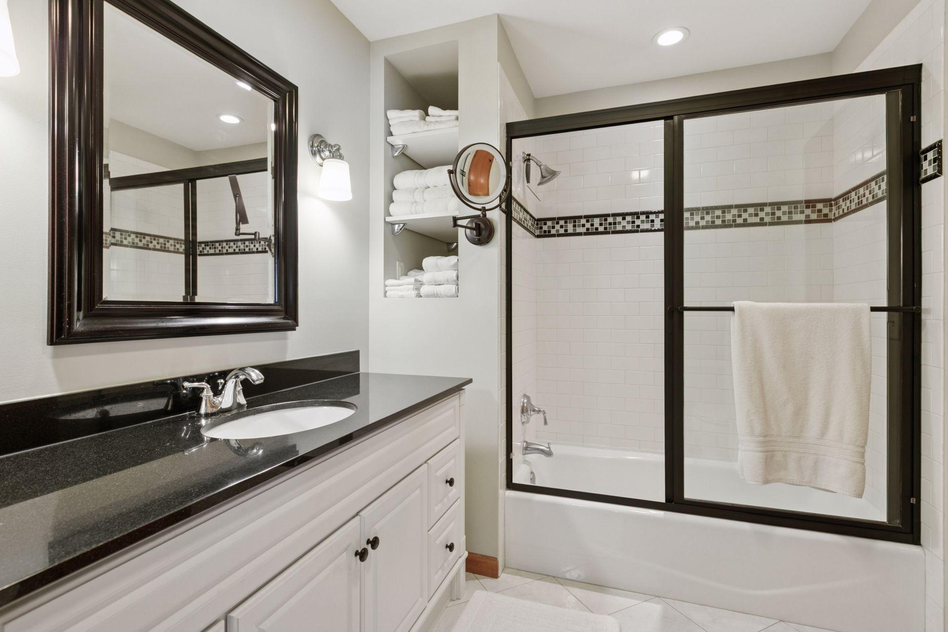 5002 Sheridan Avenue S