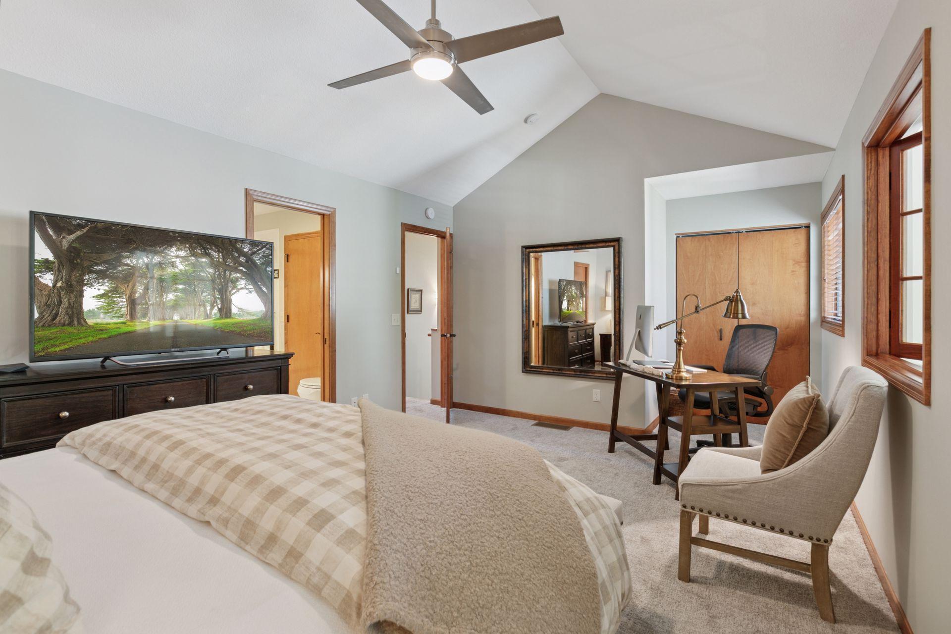 5002 Sheridan Avenue S