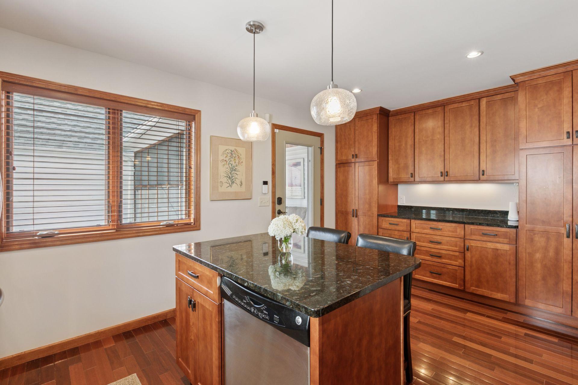 5002 Sheridan Avenue S