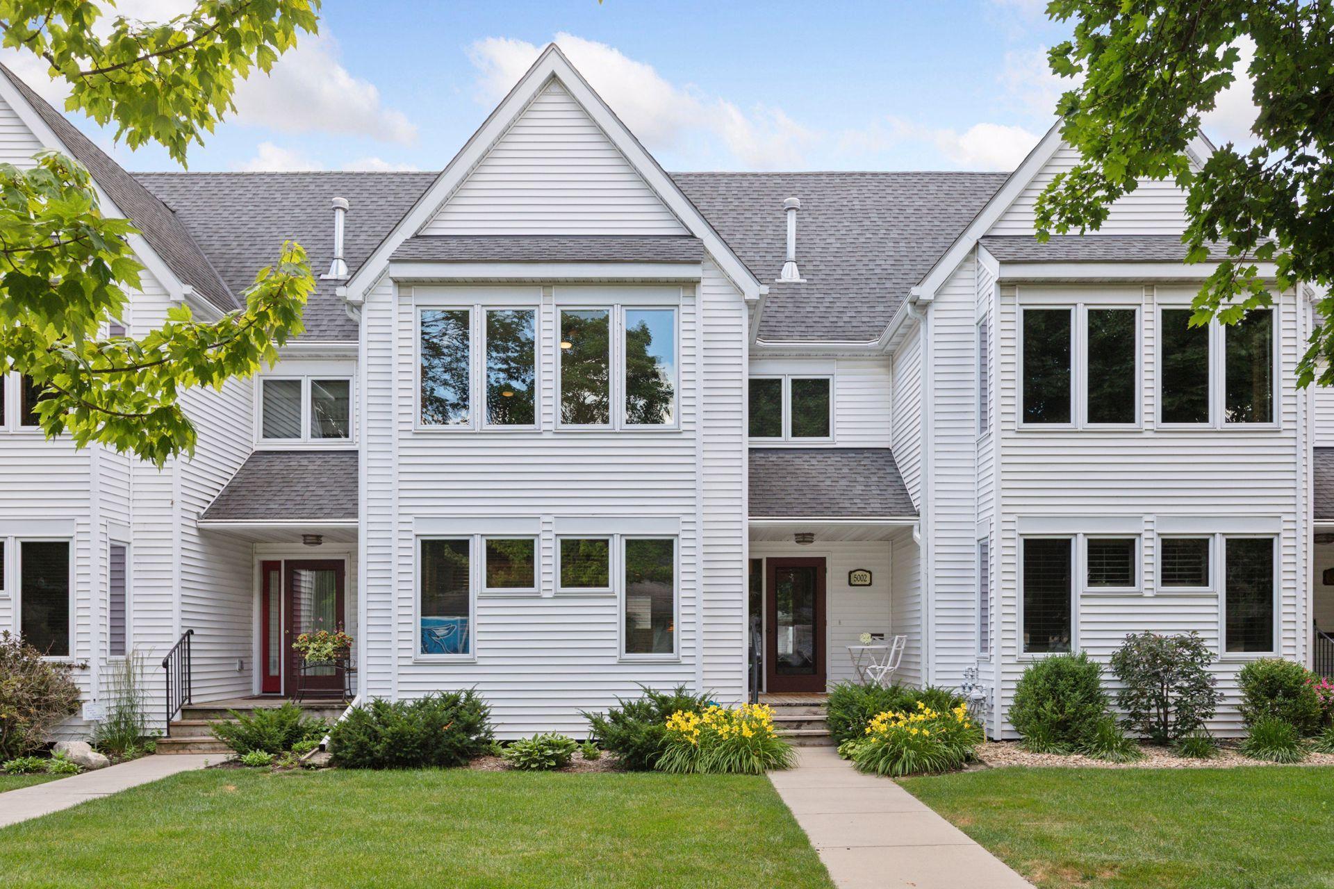 5002 Sheridan Avenue S