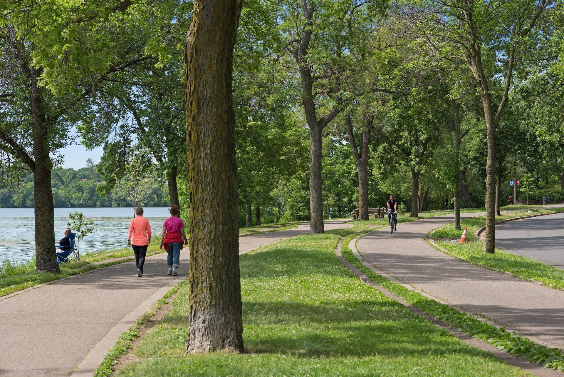 5002 Sheridan Avenue S