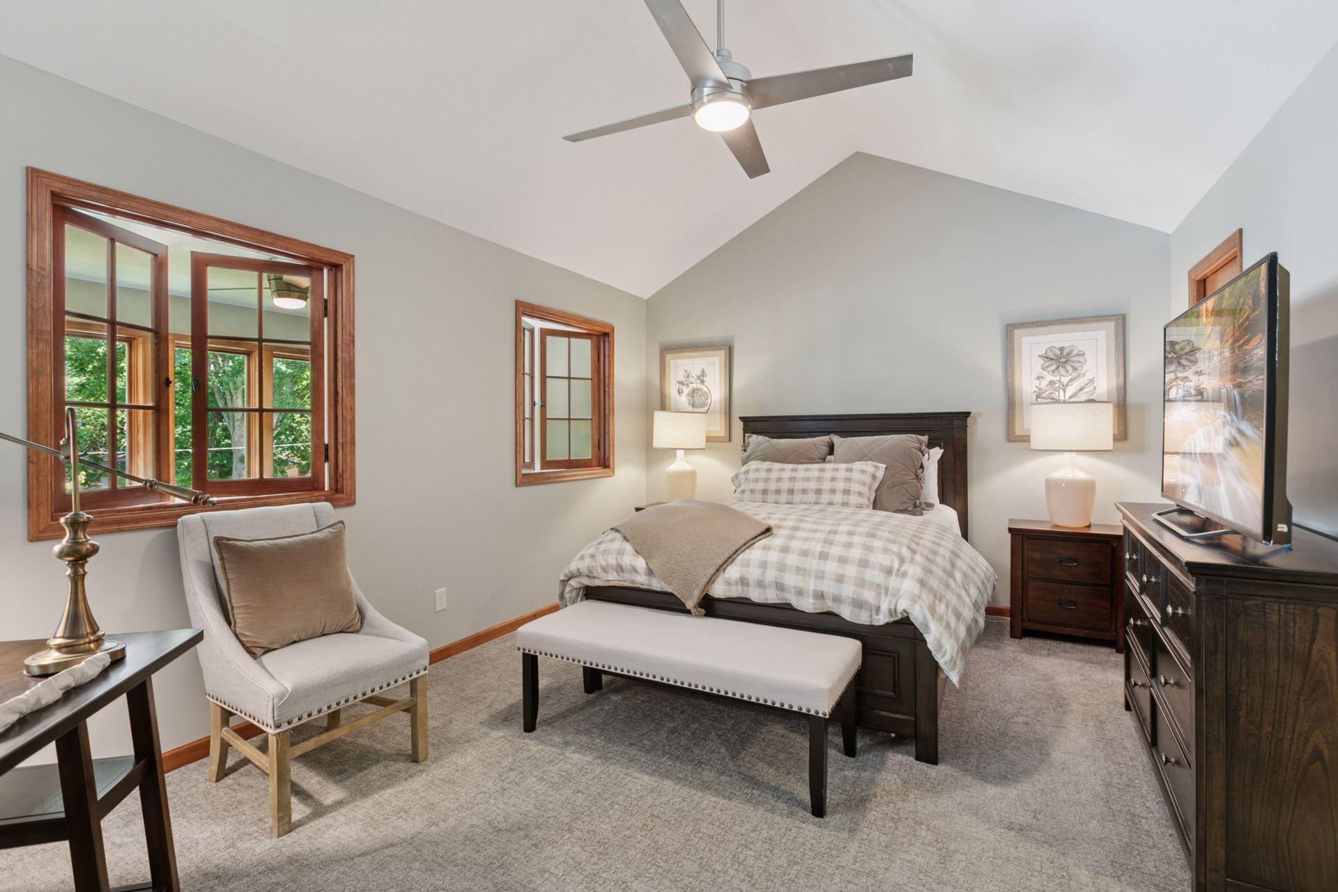 5002 Sheridan Avenue S