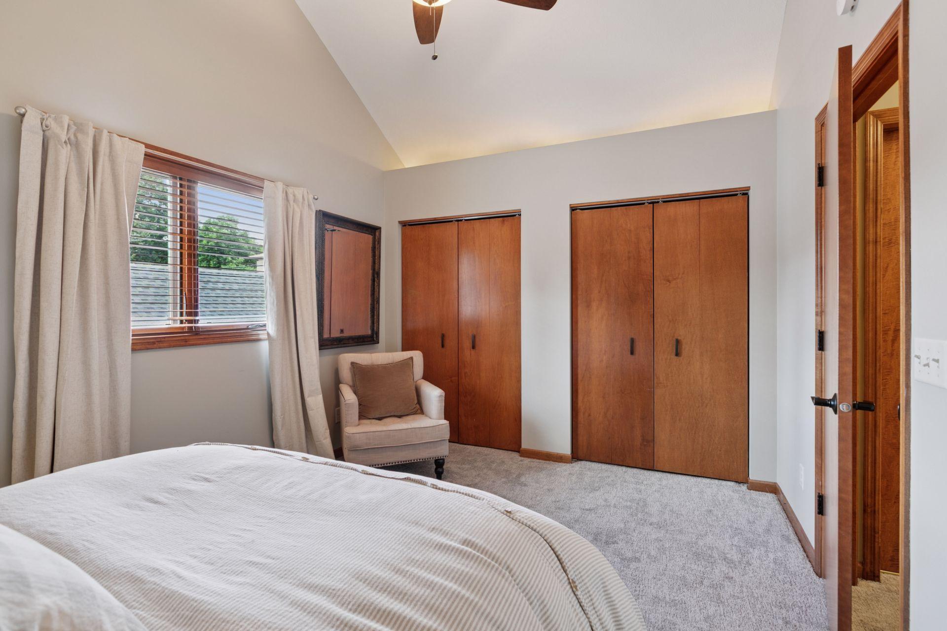 5002 Sheridan Avenue S