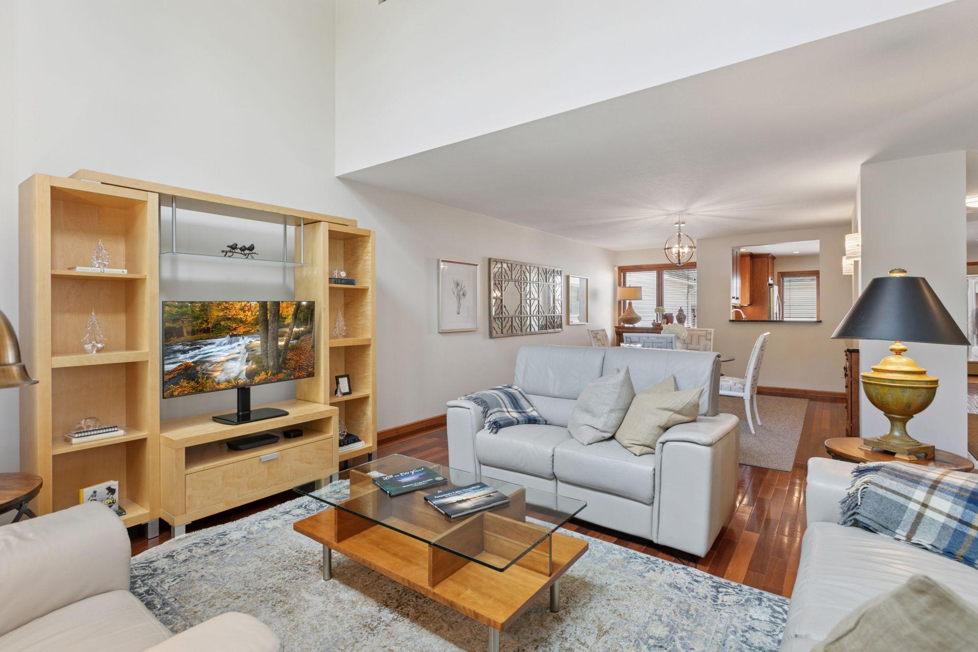 5002 Sheridan Avenue S