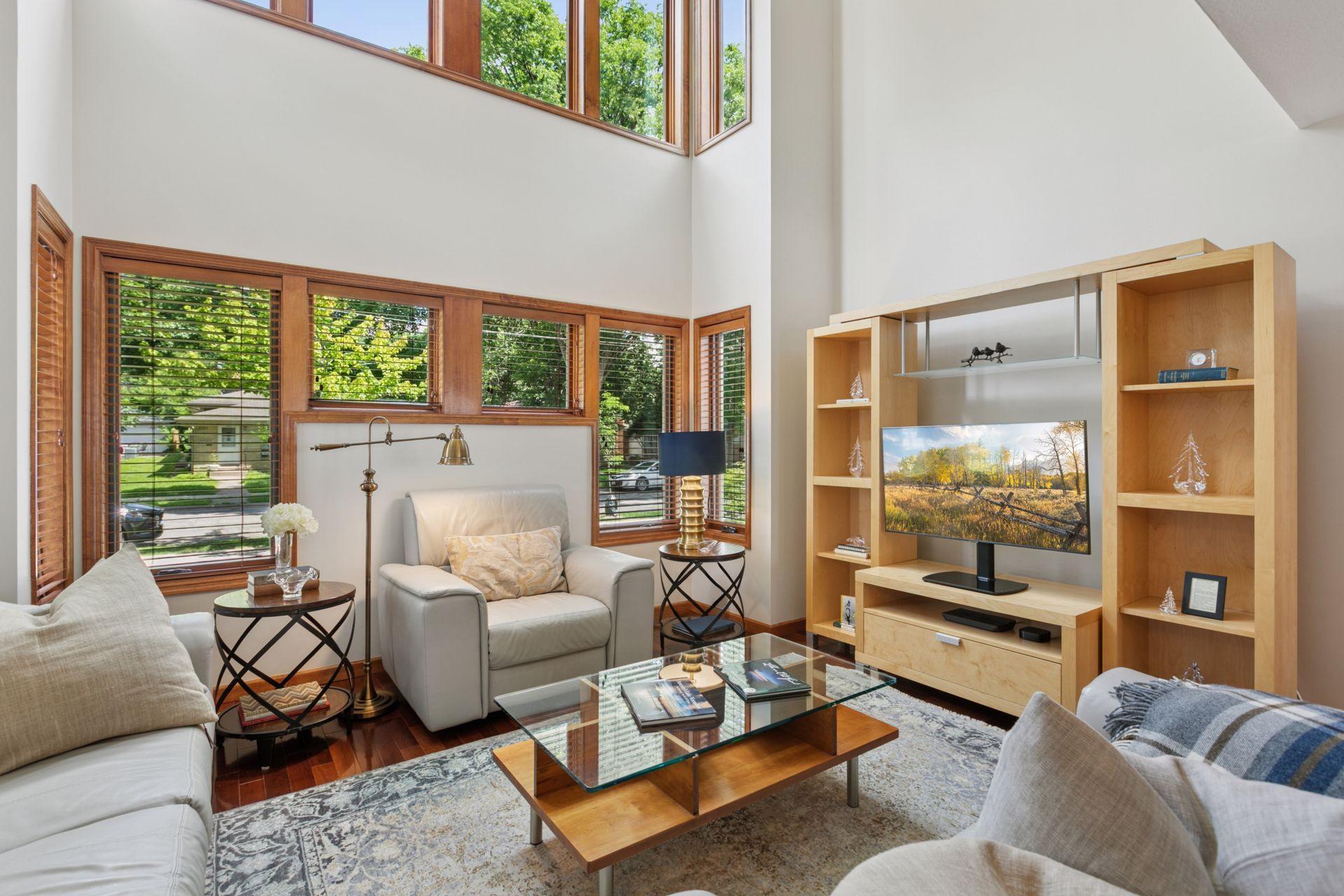 5002 Sheridan Avenue S