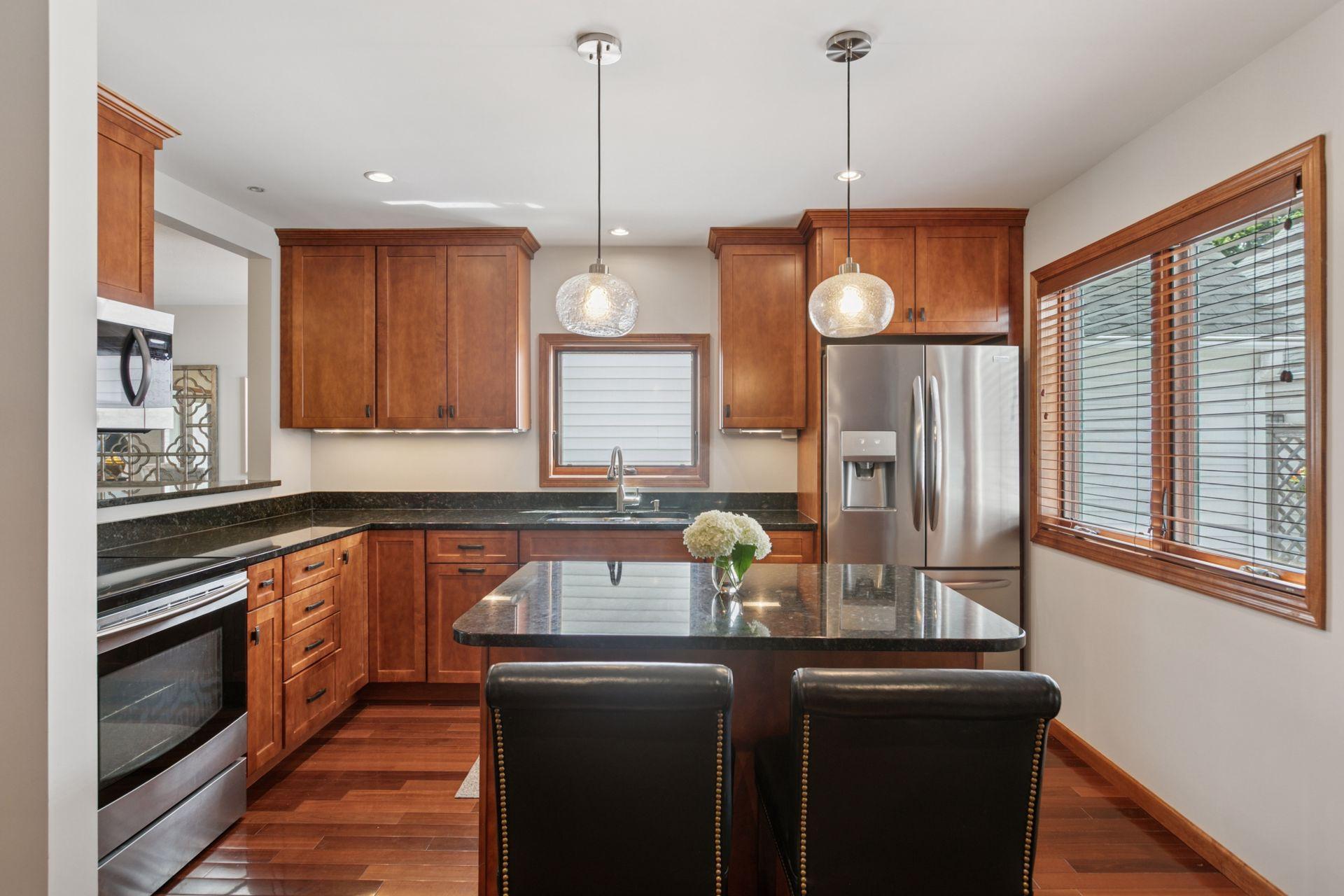 5002 Sheridan Avenue S