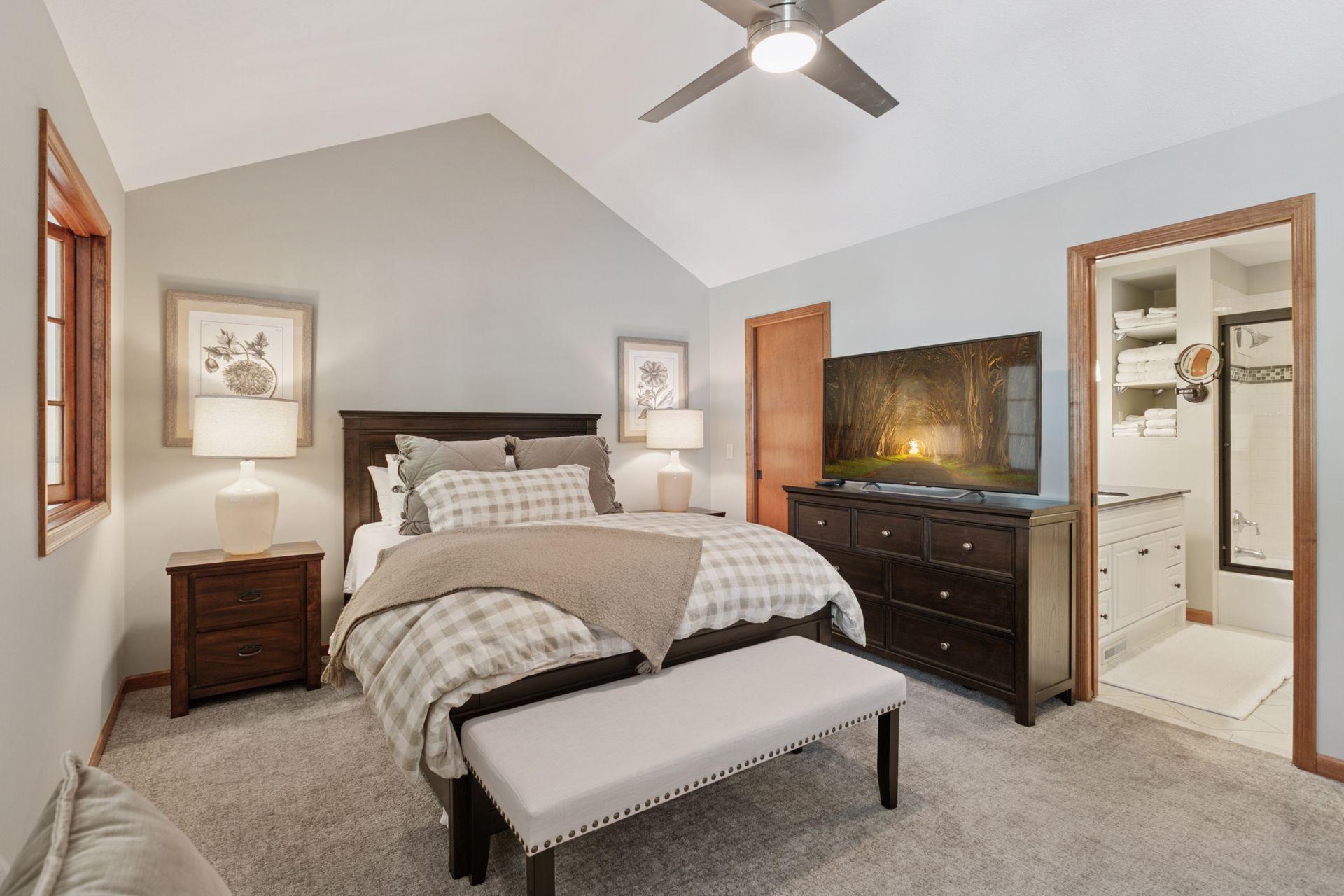 5002 Sheridan Avenue S