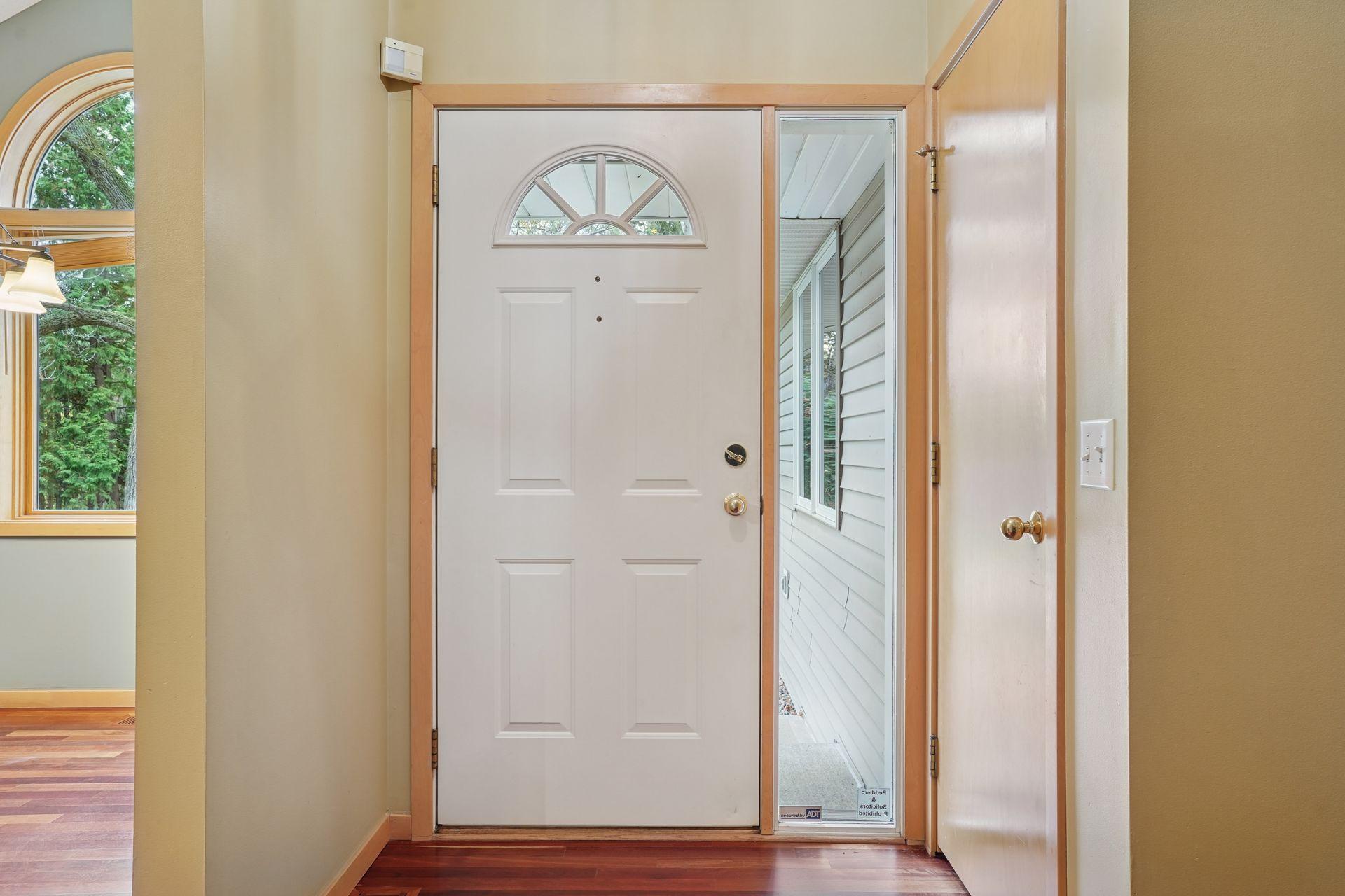 6520 Vernon Hills Road S