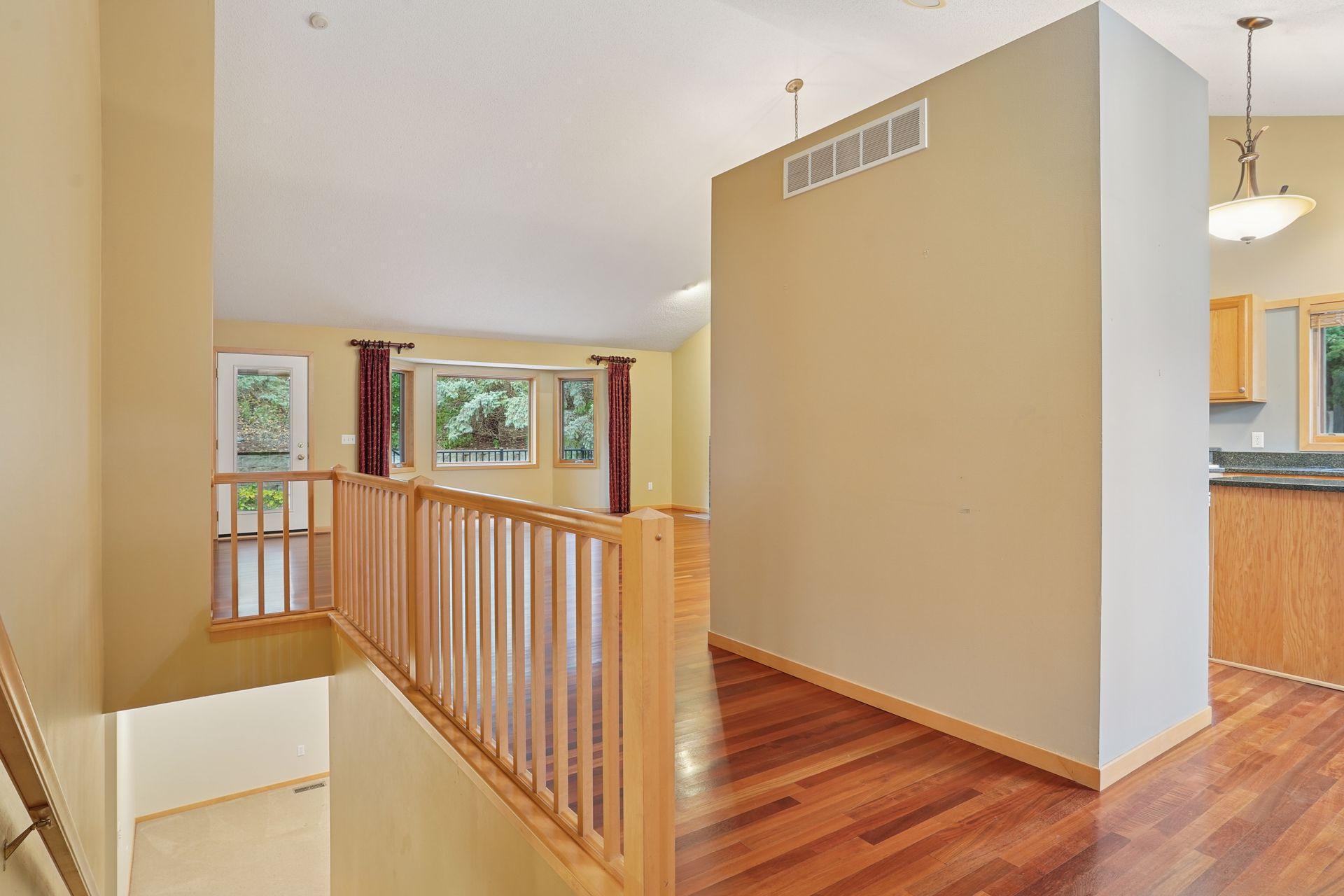 6520 Vernon Hills Road S