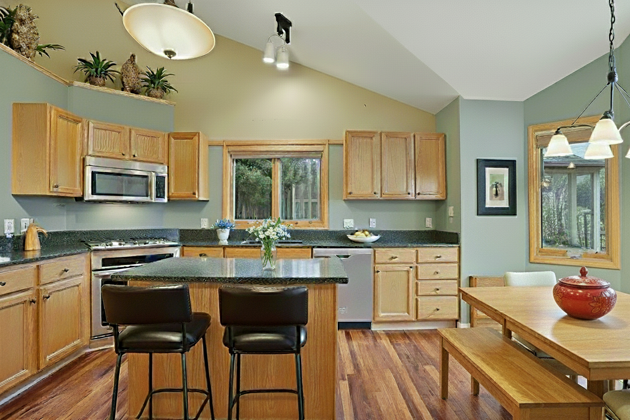 6520 Vernon Hills Road S