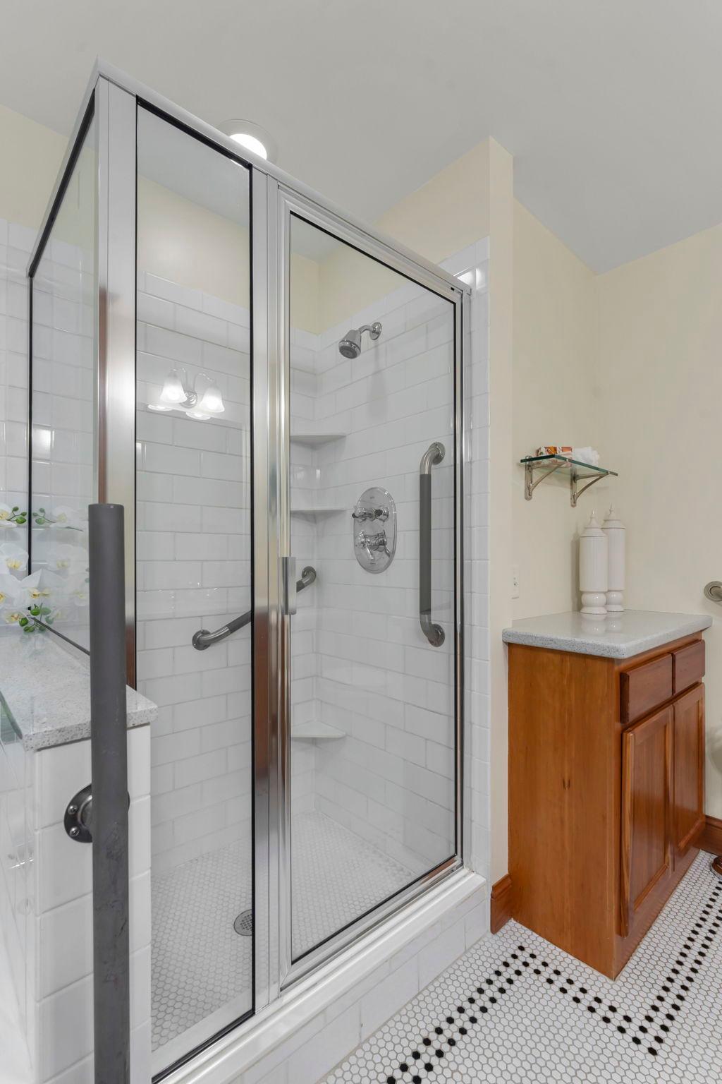 407 Turners Crossroad N