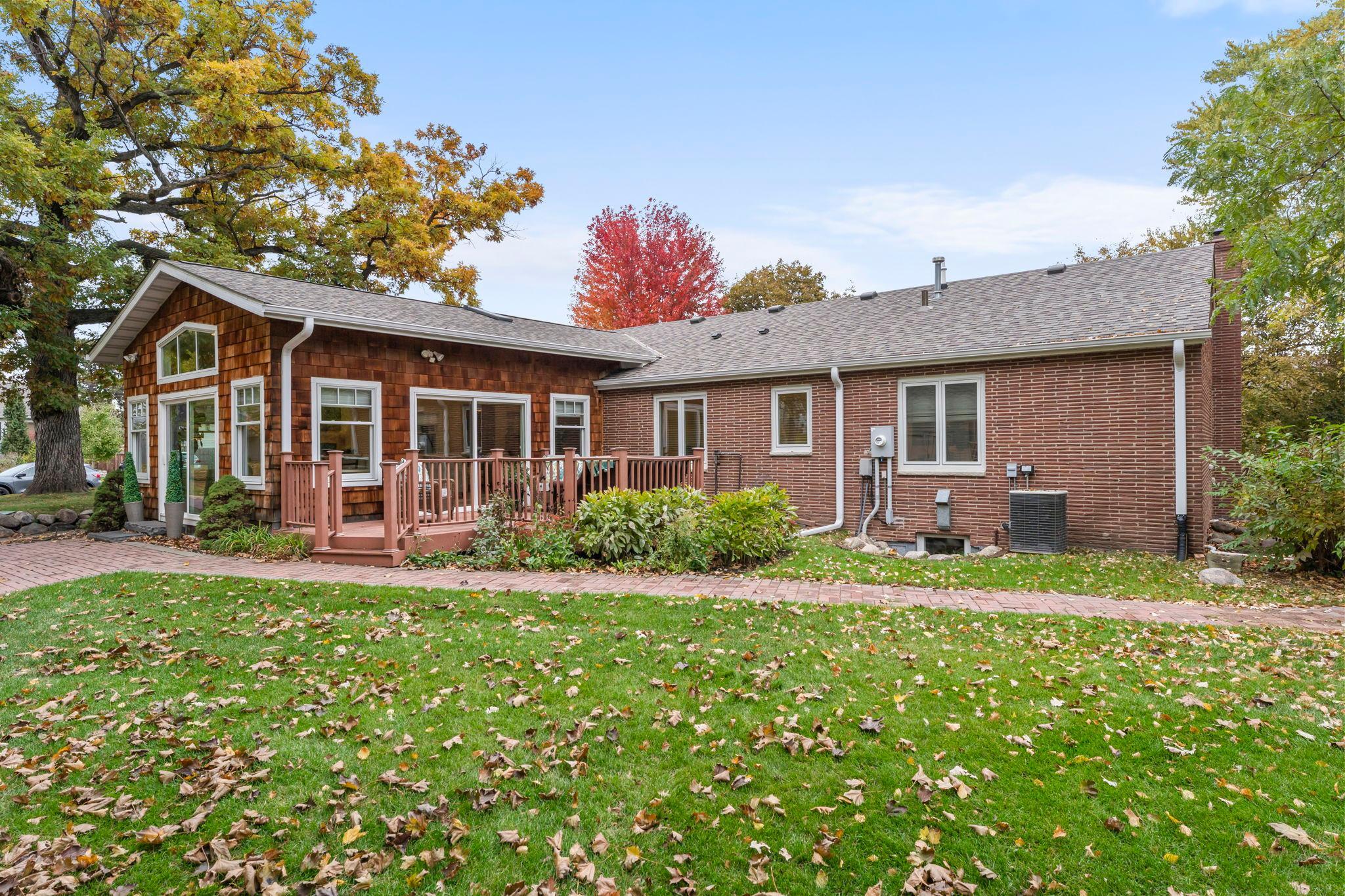 407 Turners Crossroad N