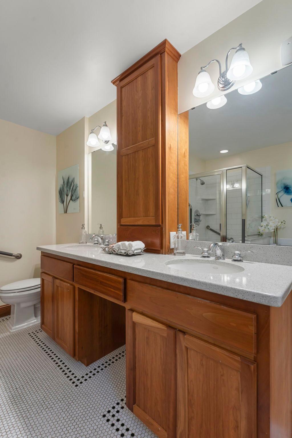 407 Turners Crossroad N