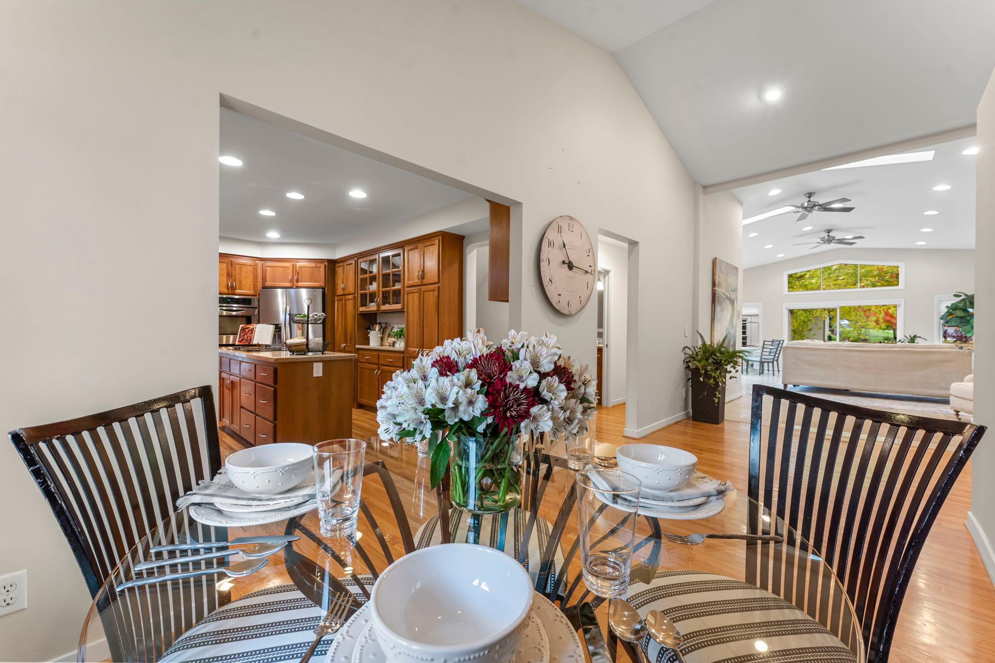 407 Turners Crossroad N