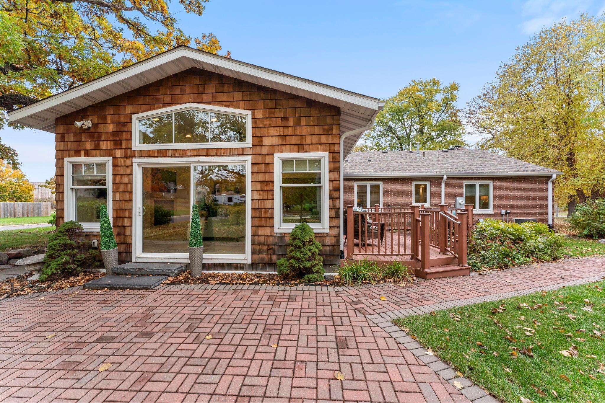 407 Turners Crossroad N