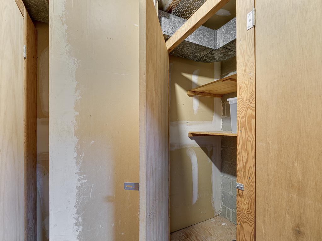2727 W 43rd Street Unit: 409