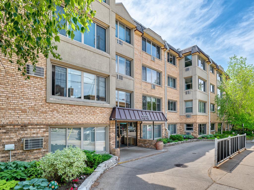 2727 W 43rd Street Unit: 409