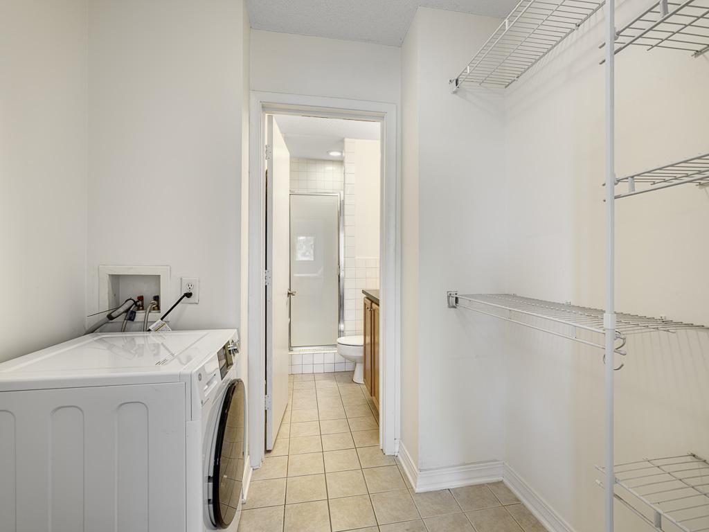 2727 W 43rd Street Unit: 409