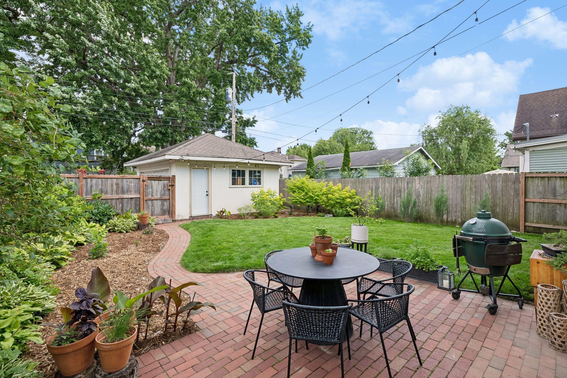 4443 Pleasant Avenue