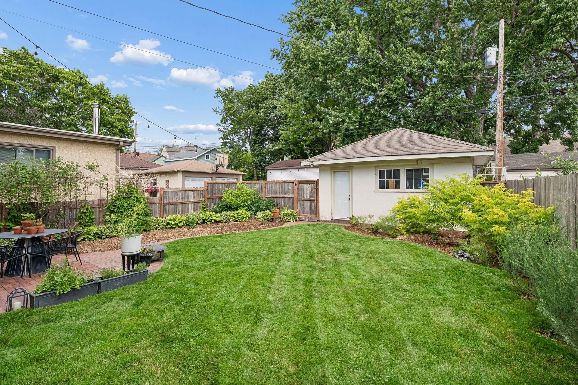 4443 Pleasant Avenue