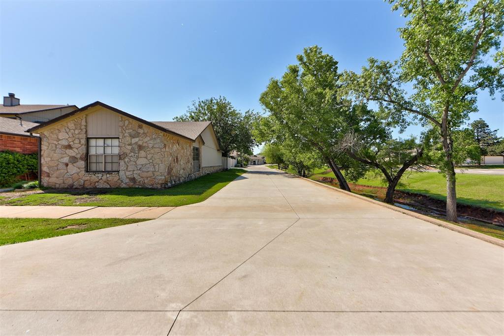 14127 Crossing Way East