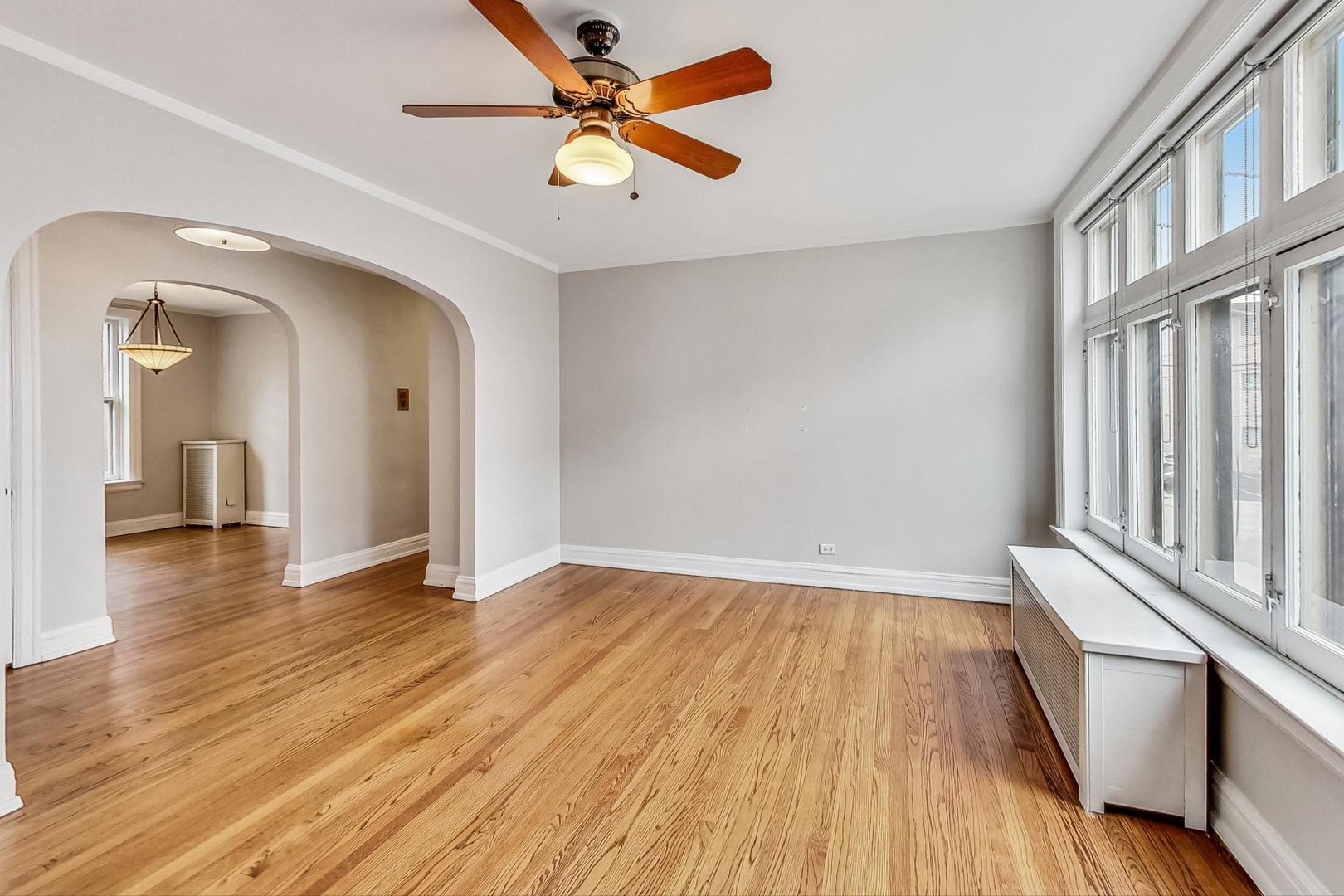 1136 Ontario Street Unit: 1D